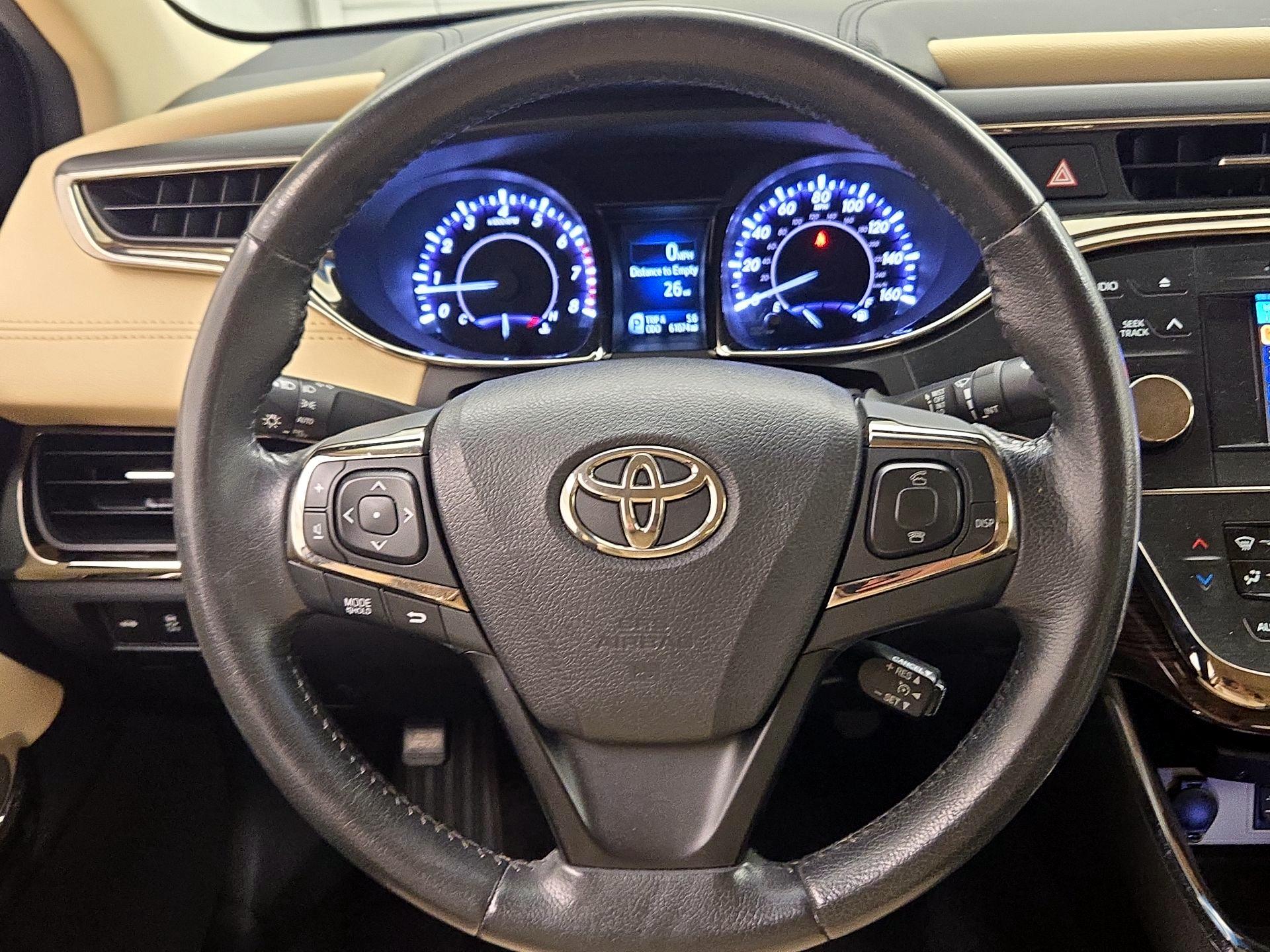 Thumbnail: 2014 Toyota Avalon - 10
