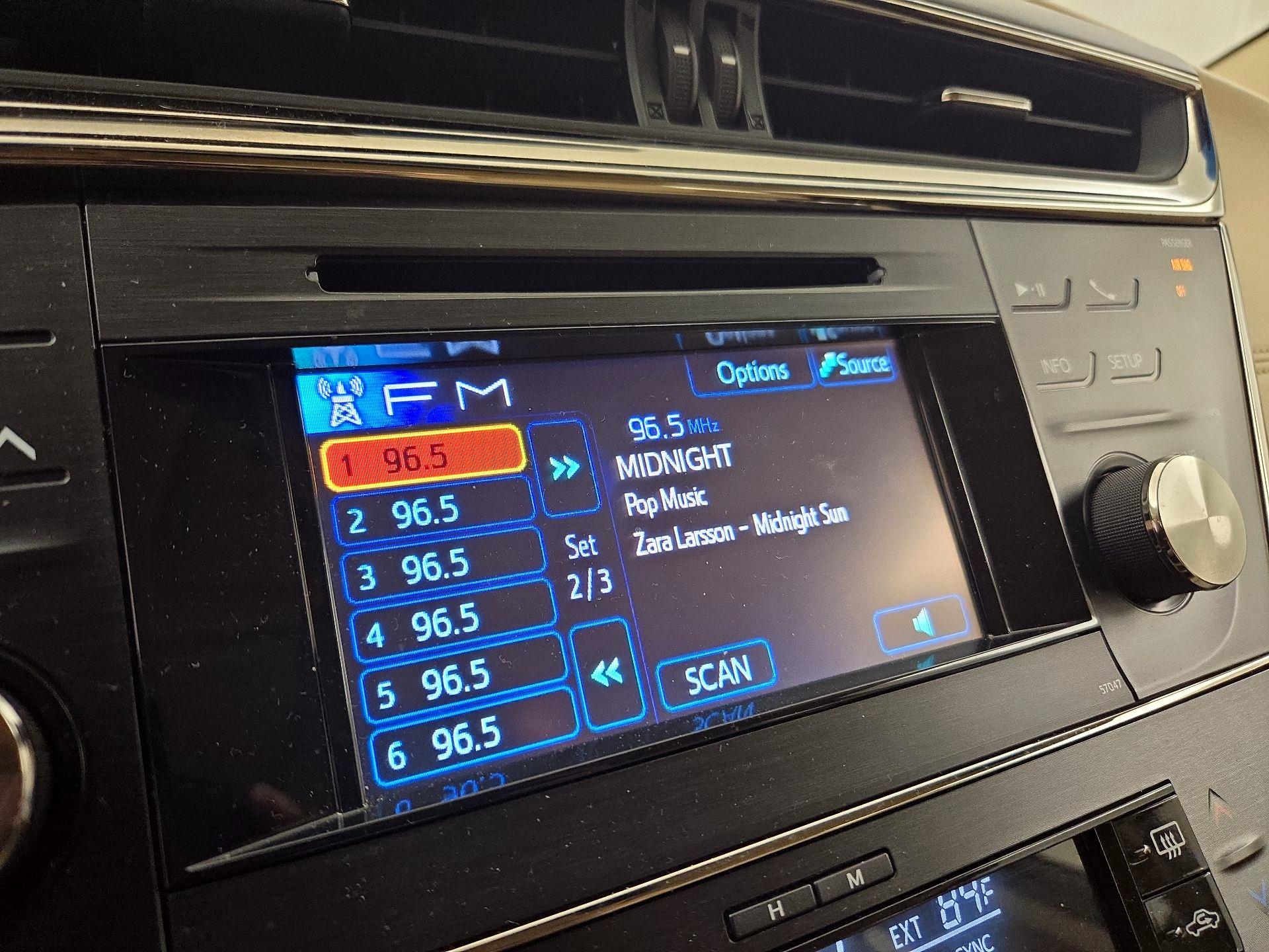 Thumbnail: 2014 Toyota Avalon - 14