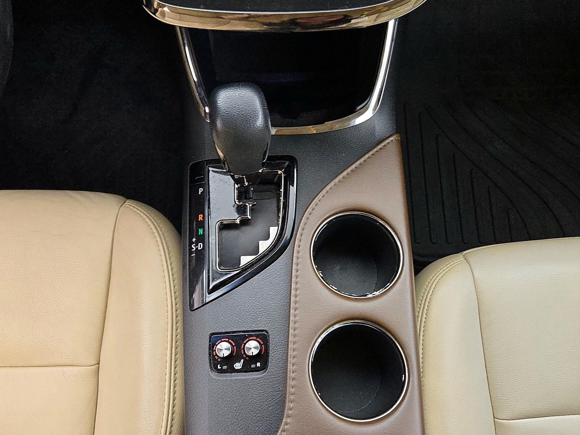 Thumbnail: 2014 Toyota Avalon - 16