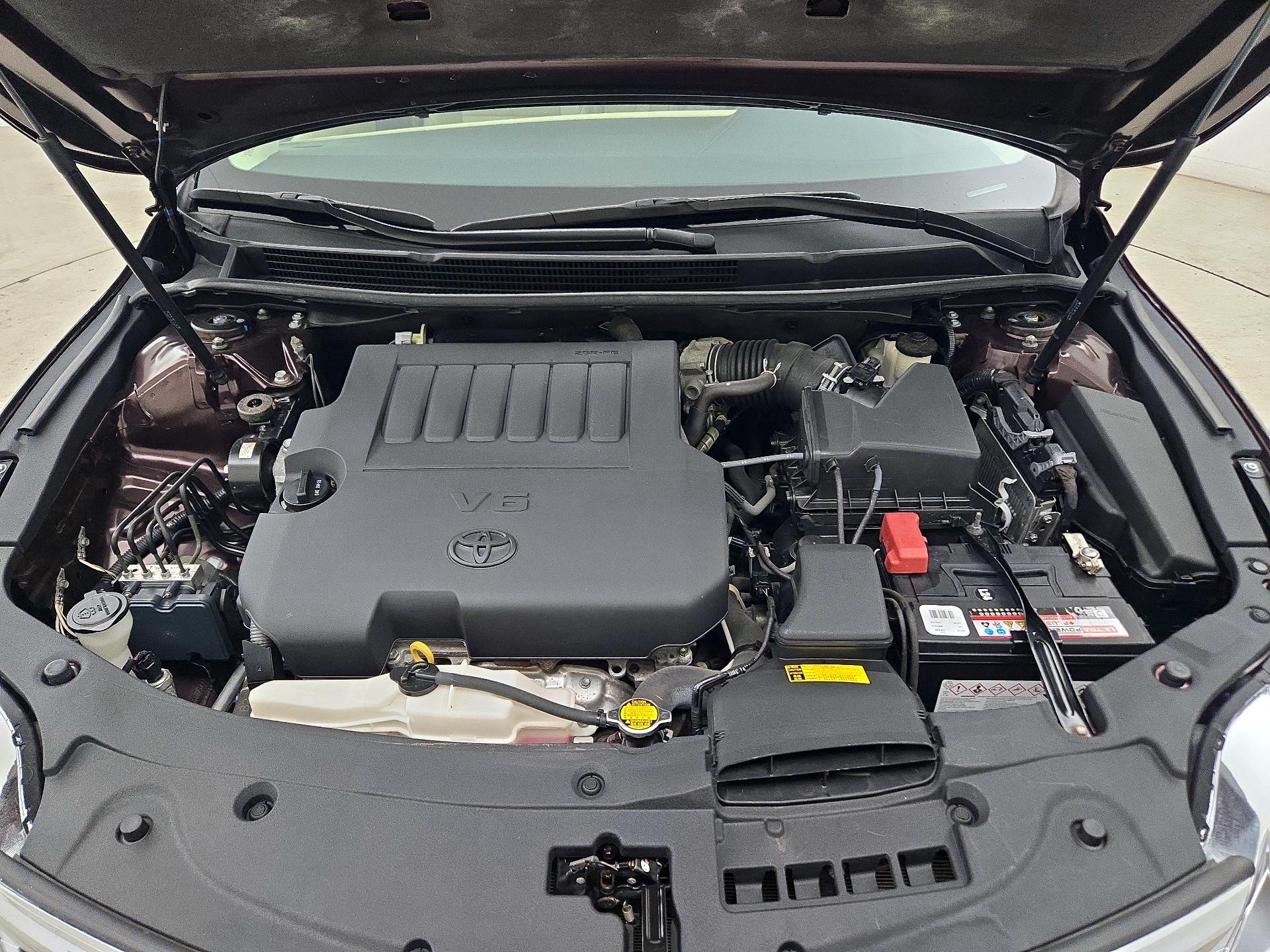Thumbnail: 2014 Toyota Avalon - 18