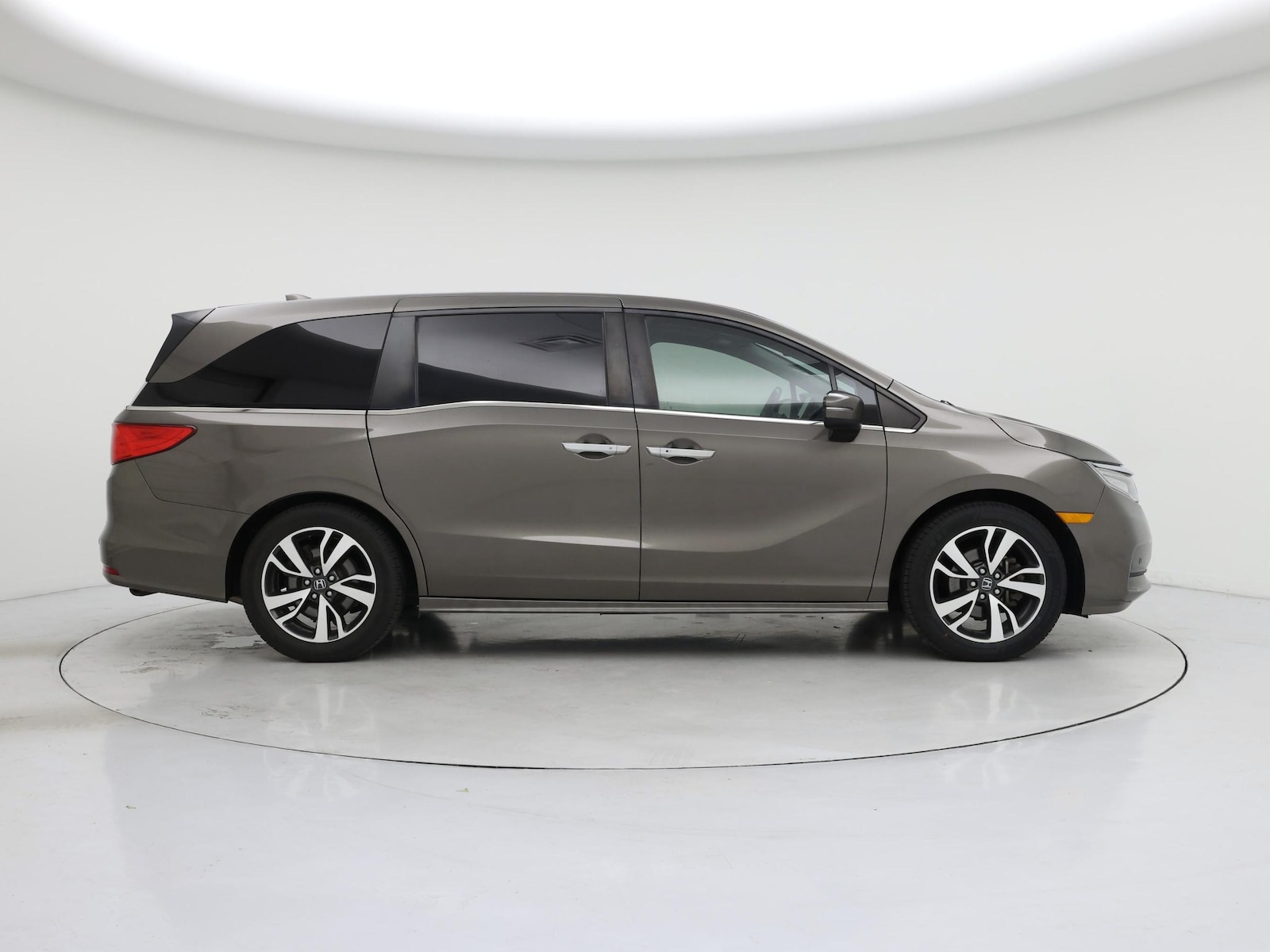 2022 Honda Odyssey Touring - Photo 8