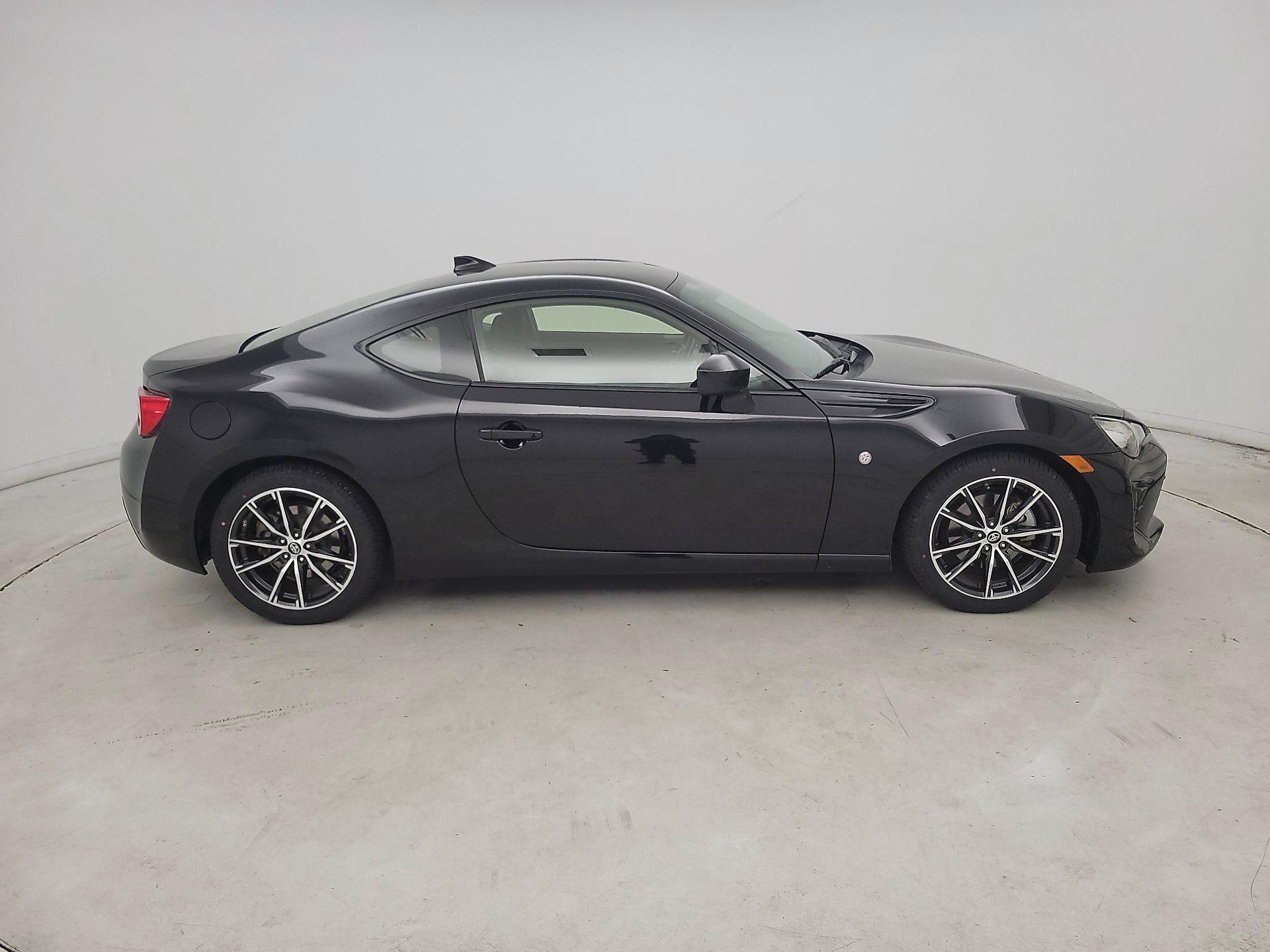 Thumbnail: 2019 Toyota 86 - 4