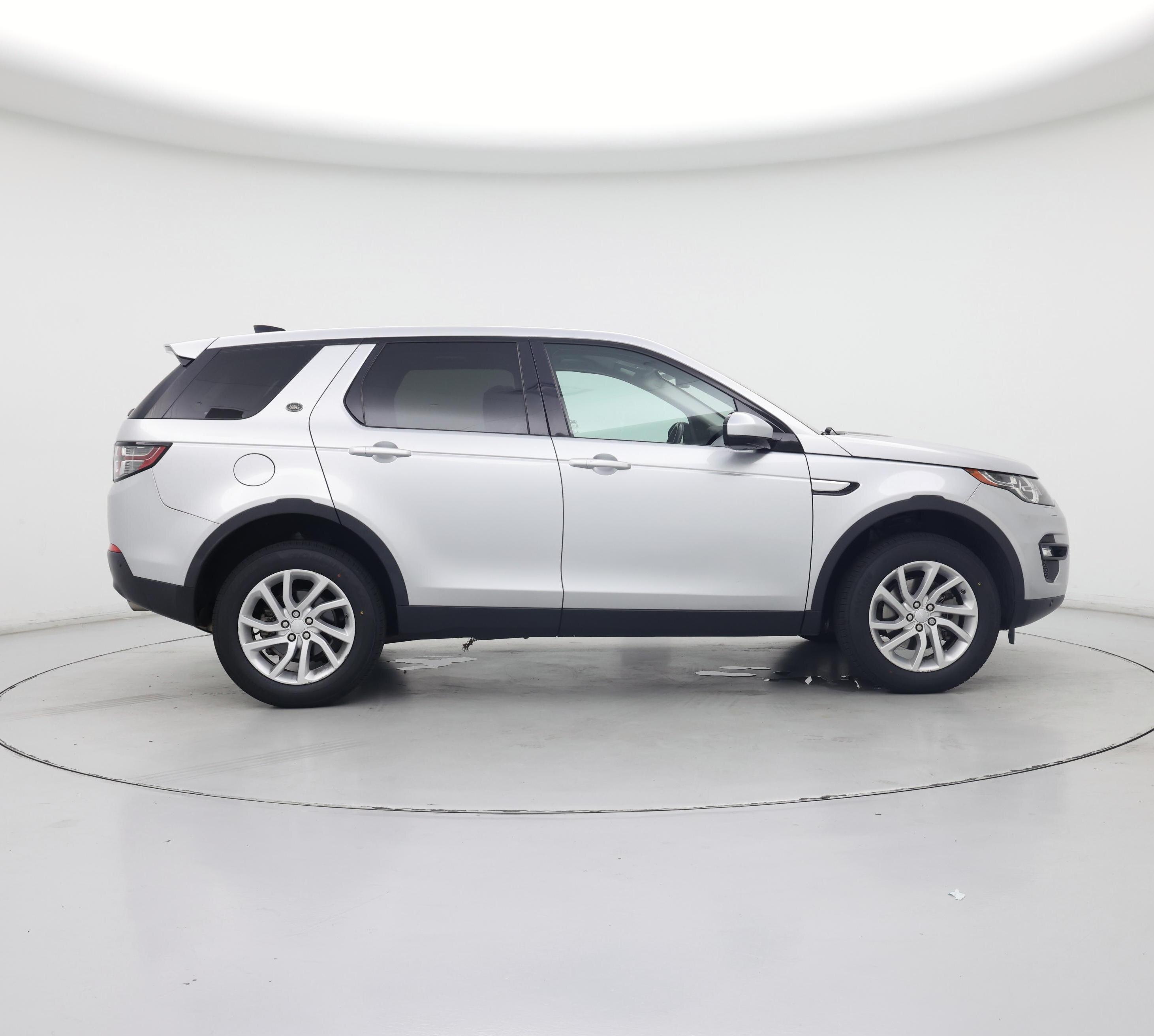 Thumbnail: 2018 Land Rover Discovery Sport - 7