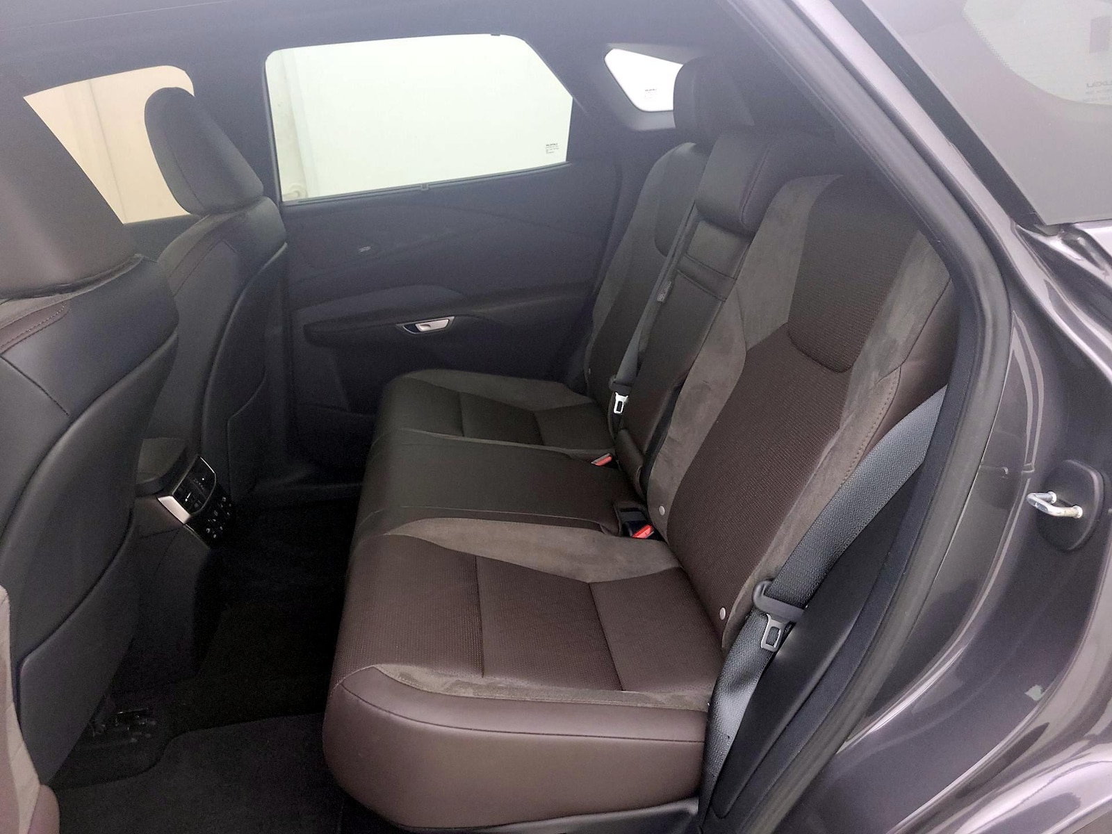 2024 Lexus RX 350 - Photo 22
