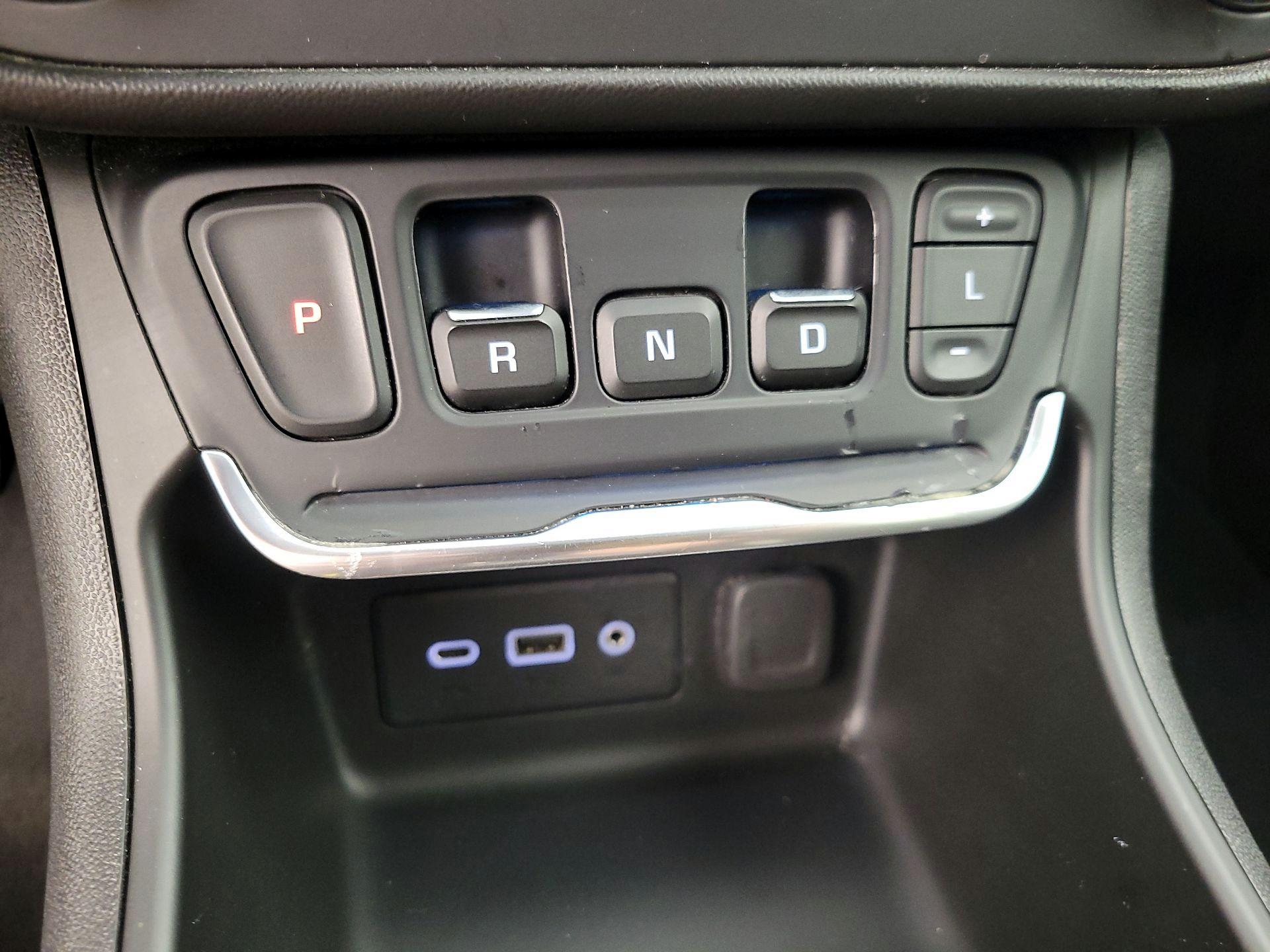 Thumbnail: 2018 GMC Terrain - 17
