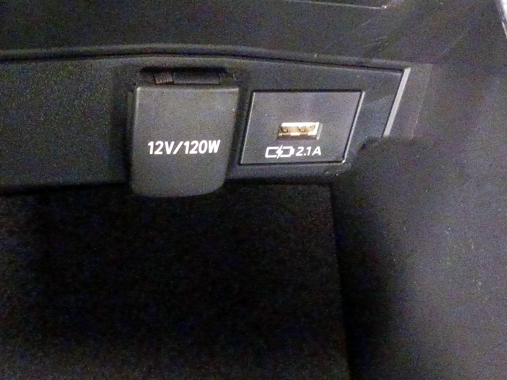 Thumbnail: 2021 Toyota Corolla - 18