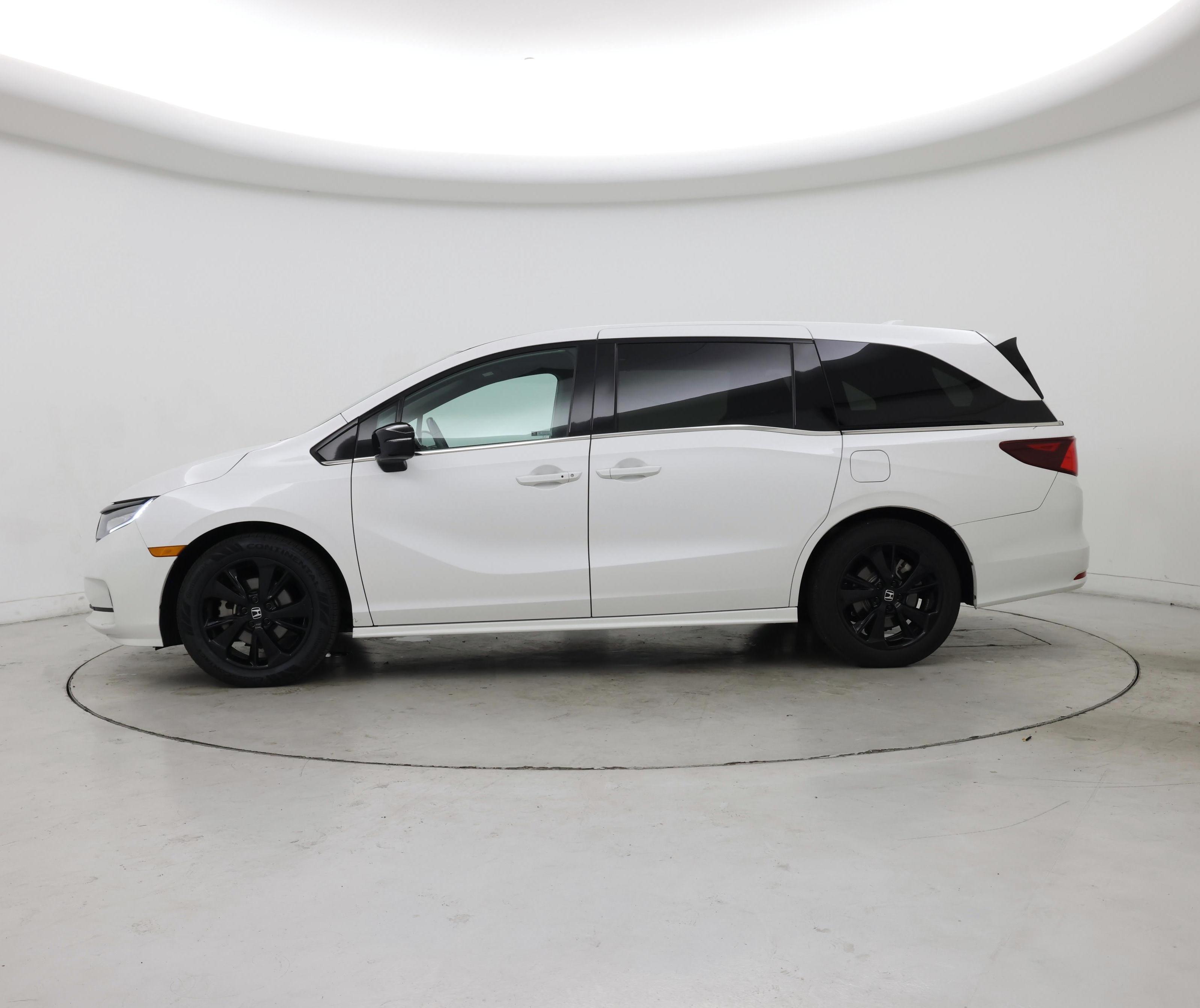 Thumbnail: 2023 Honda Odyssey - 3
