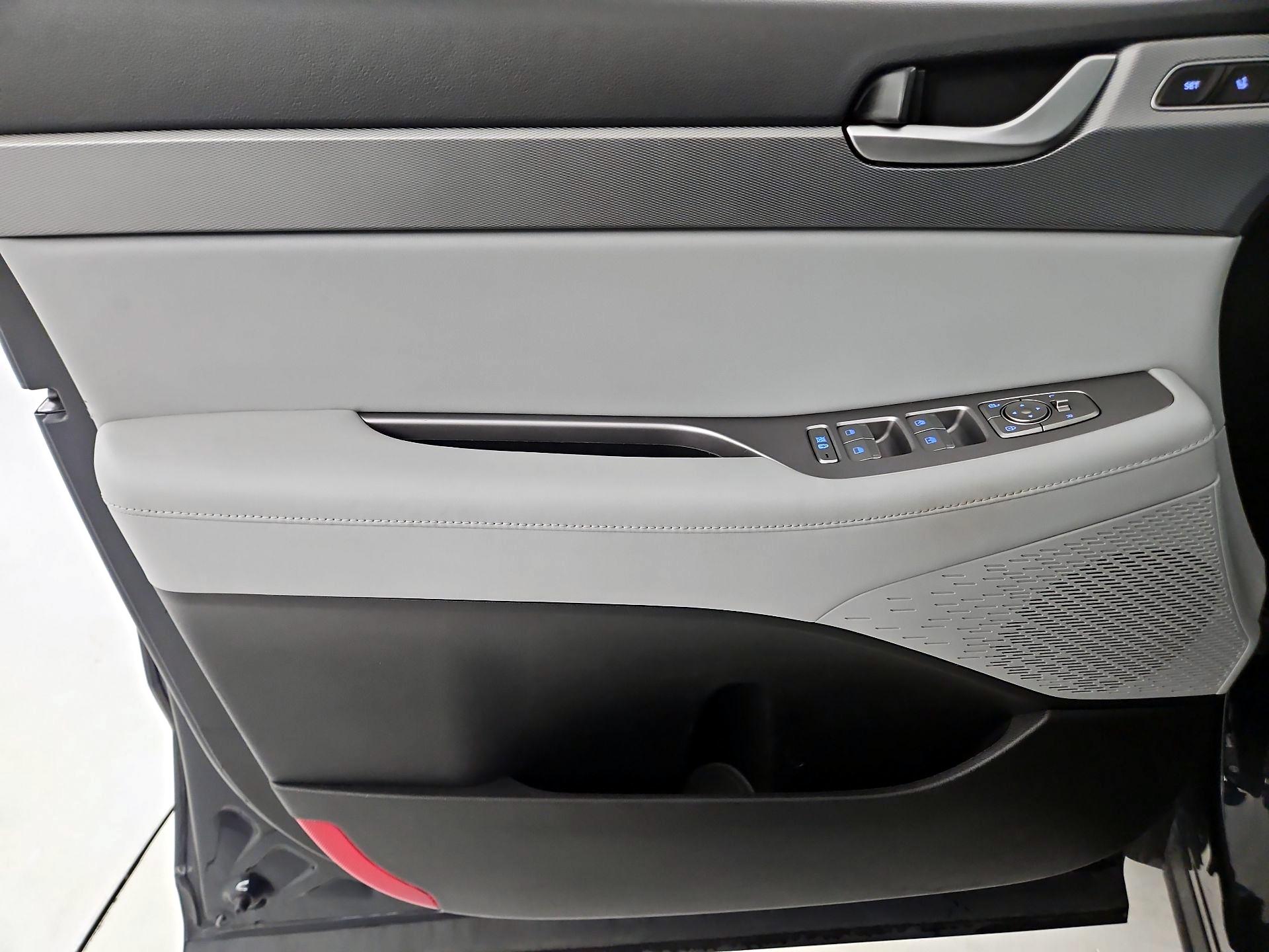 Thumbnail: 2020 Hyundai Palisade - 10