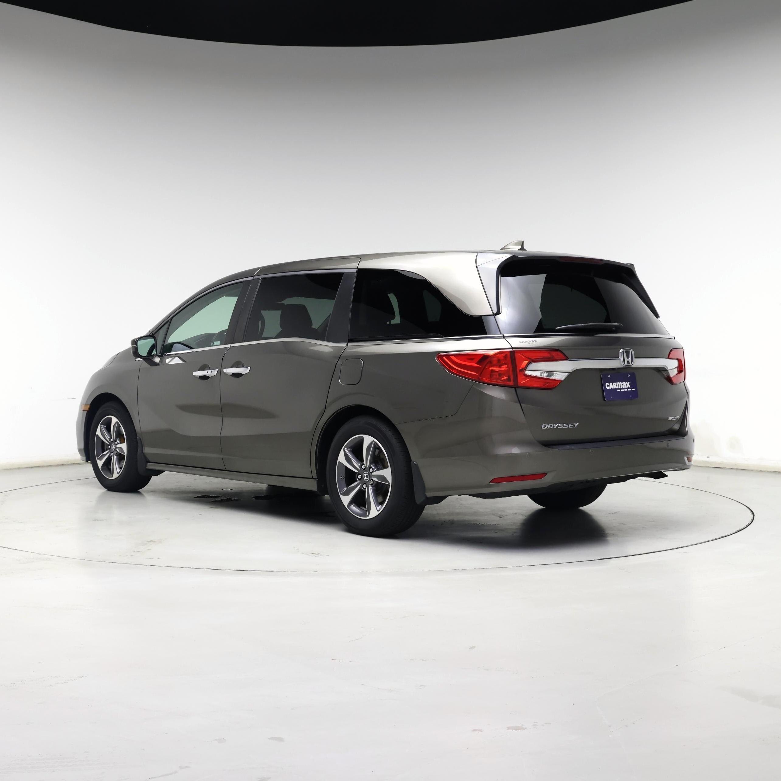 Thumbnail: 2018 Honda Odyssey - 2