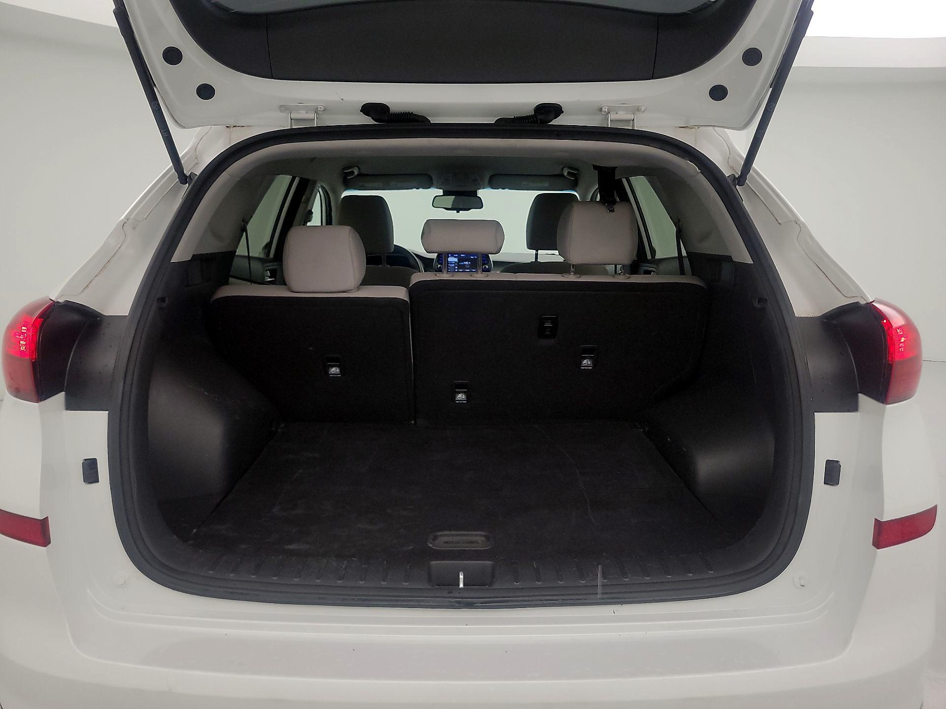 Thumbnail: 2019 Hyundai Tucson - 20