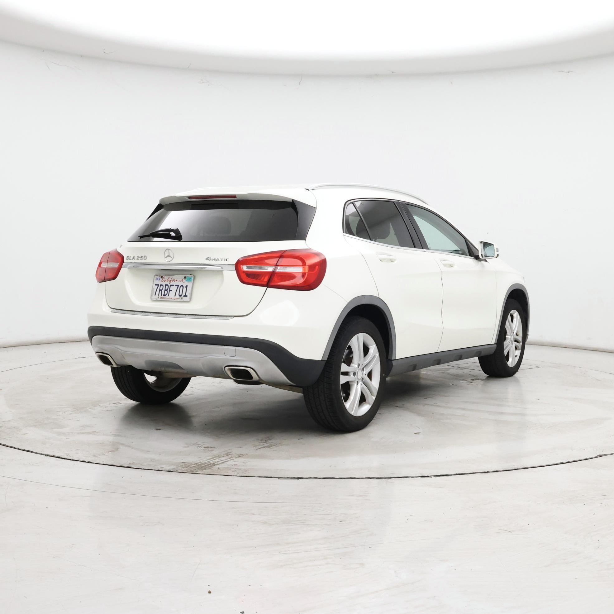 Thumbnail: 2015 Mercedes-Benz GLA - 8