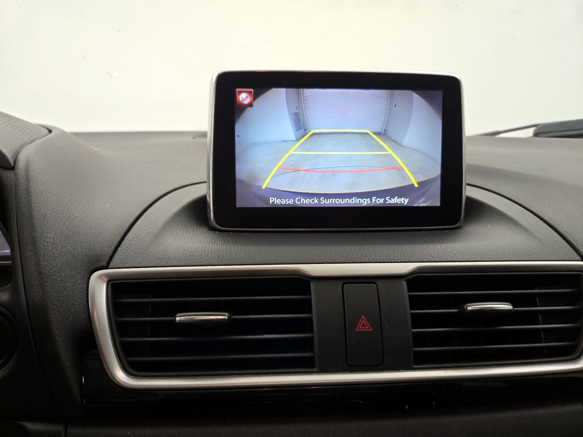 Thumbnail: 2016 Mazda Mazda3 - 14