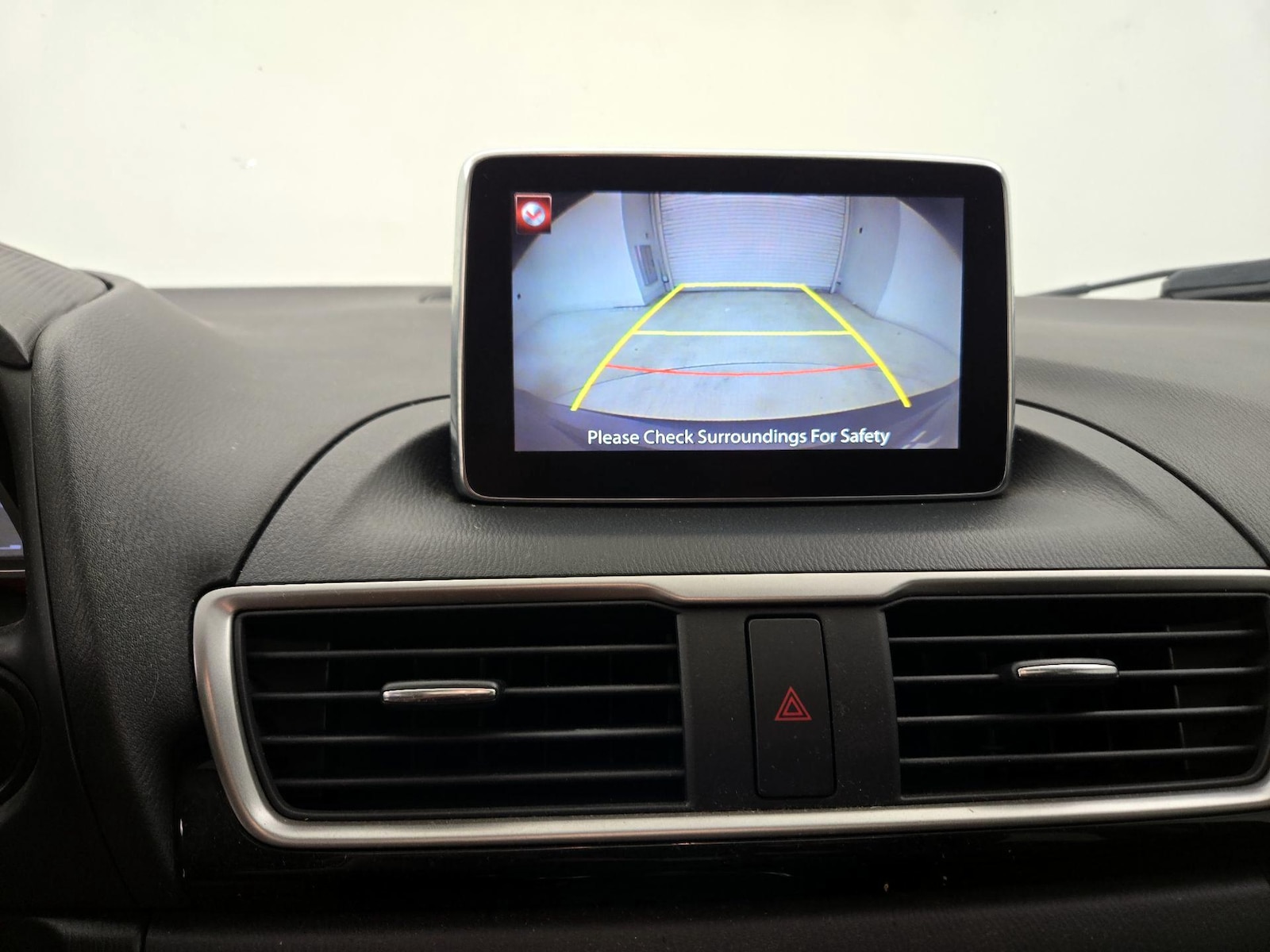 2016 Mazda MAZDA3 i Touring - Photo 15