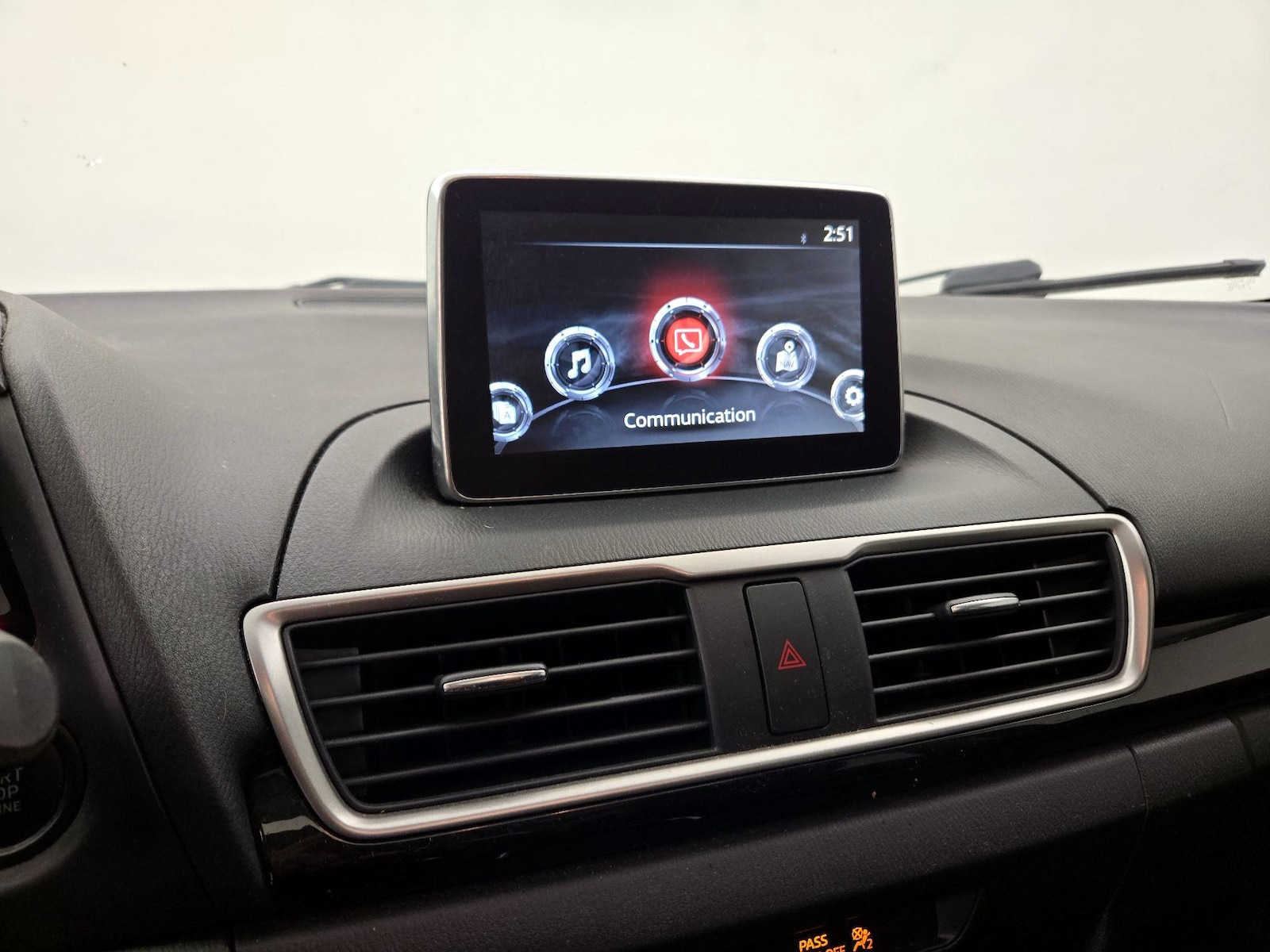 2016 Mazda MAZDA3 i Touring - Photo 16
