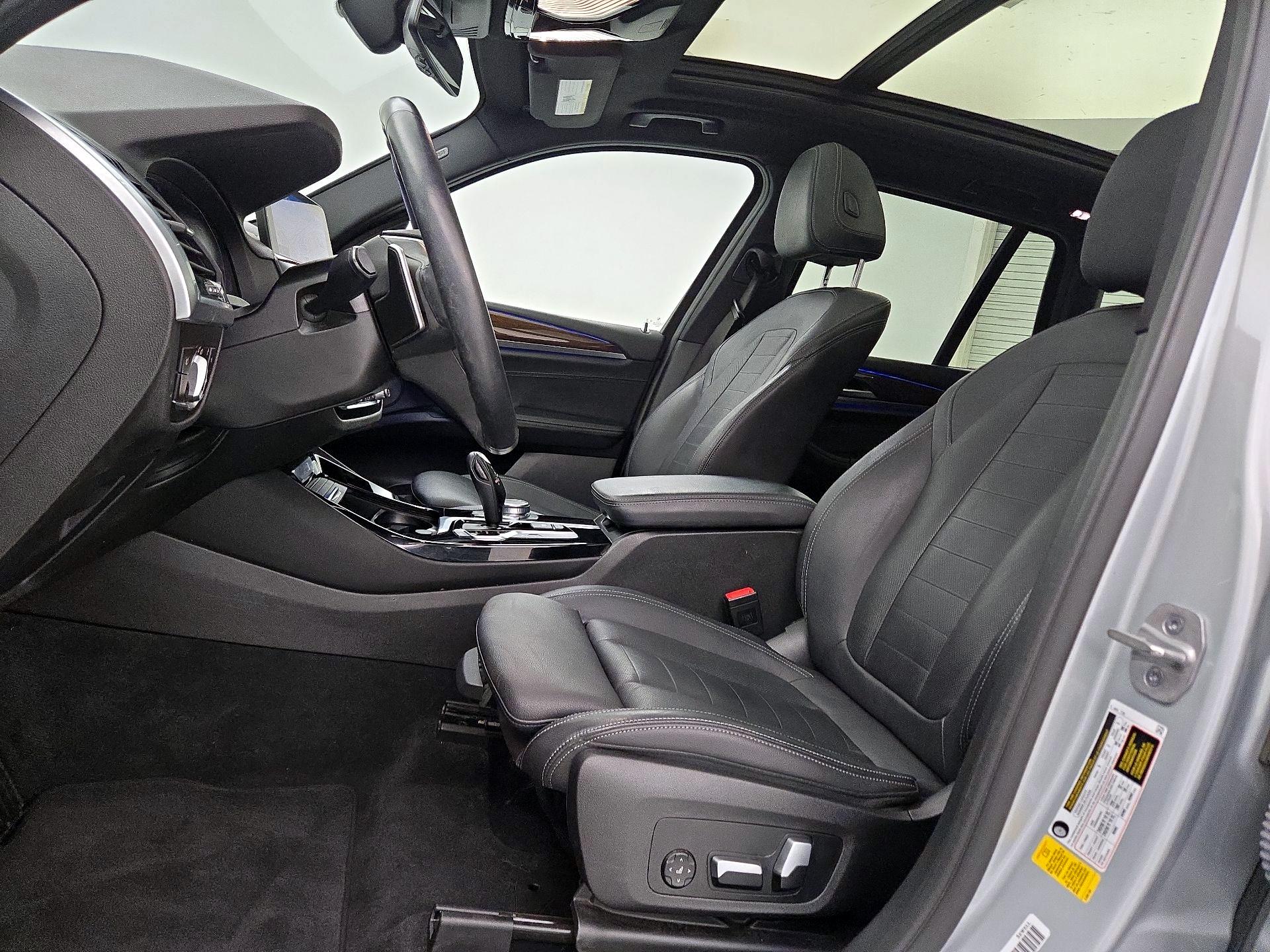 Thumbnail: 2021 BMW X3 - 11