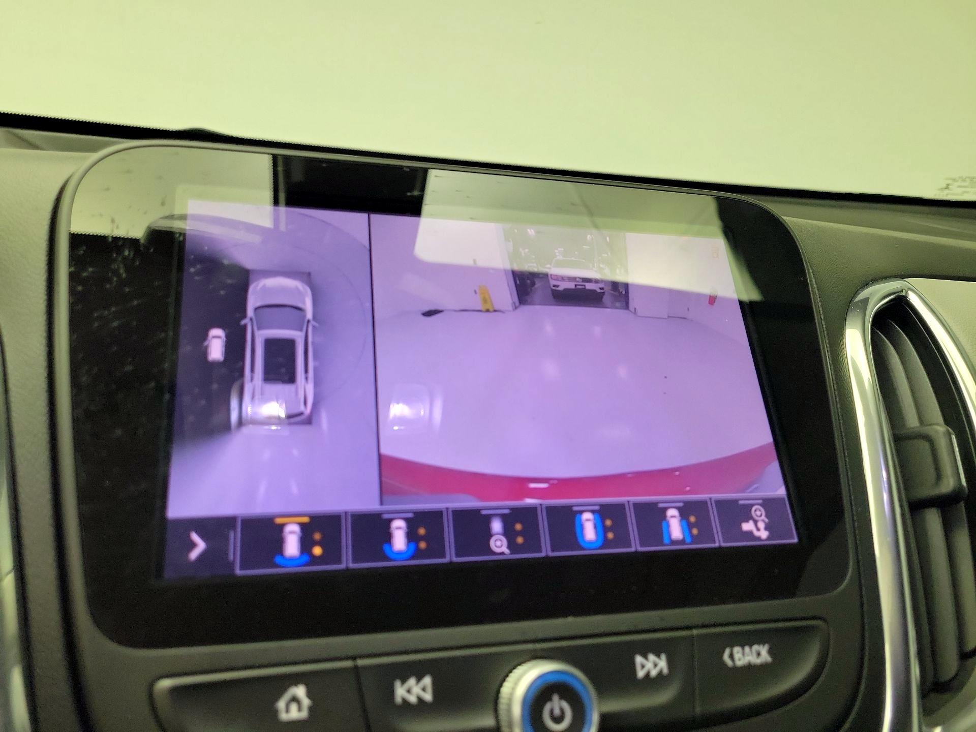 Thumbnail: 2019 Chevrolet Equinox - 14
