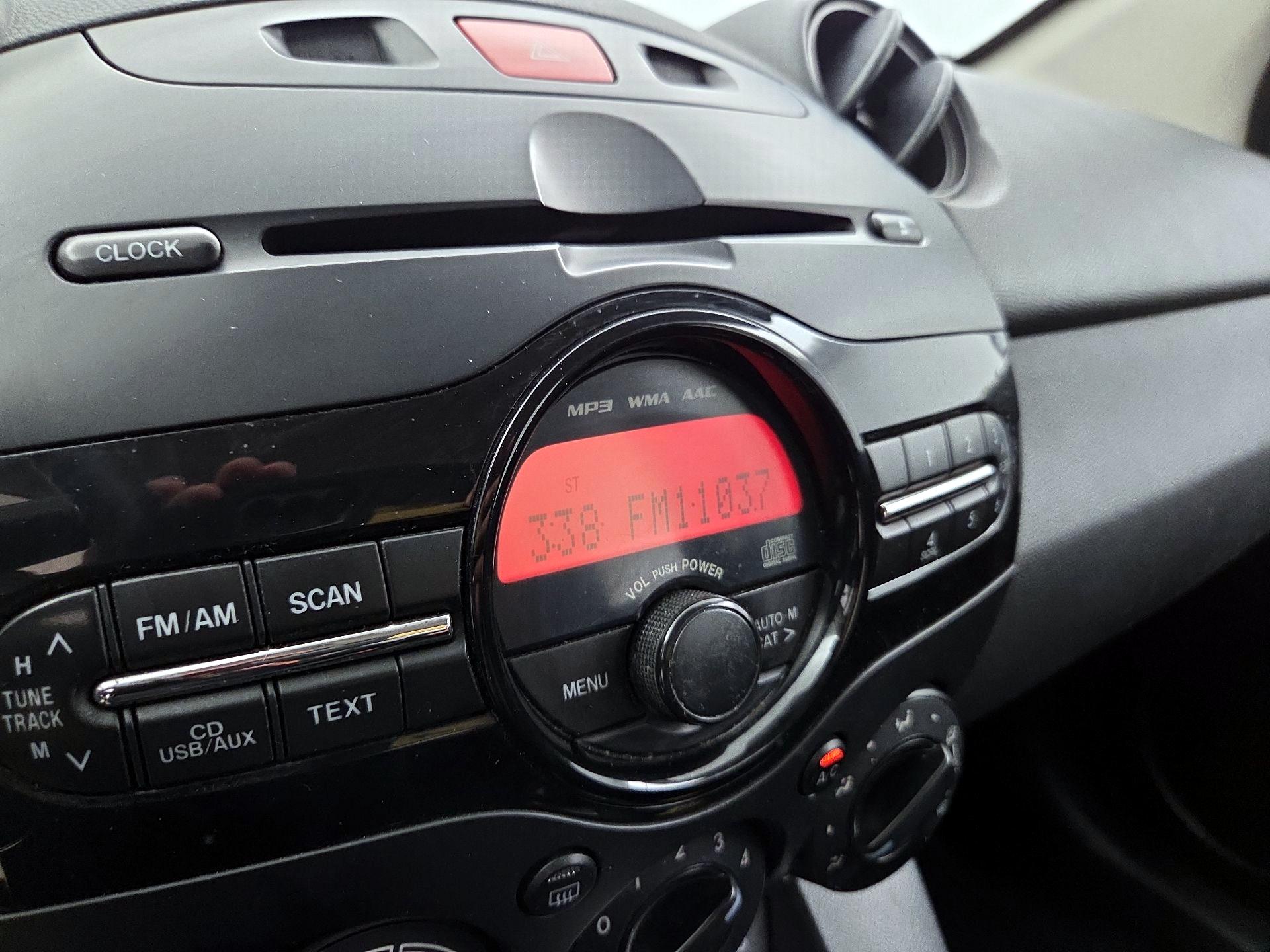 Thumbnail: 2014 Mazda Mazda2 - 14