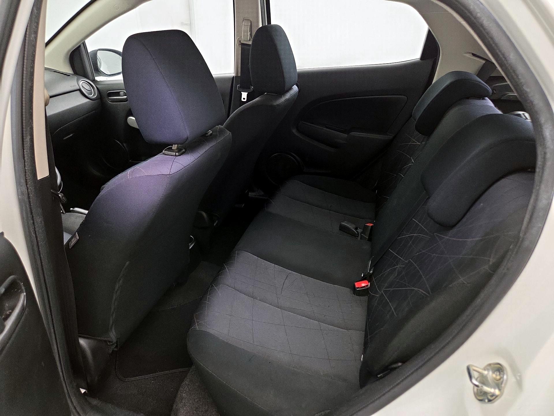 Thumbnail: 2014 Mazda Mazda2 - 18