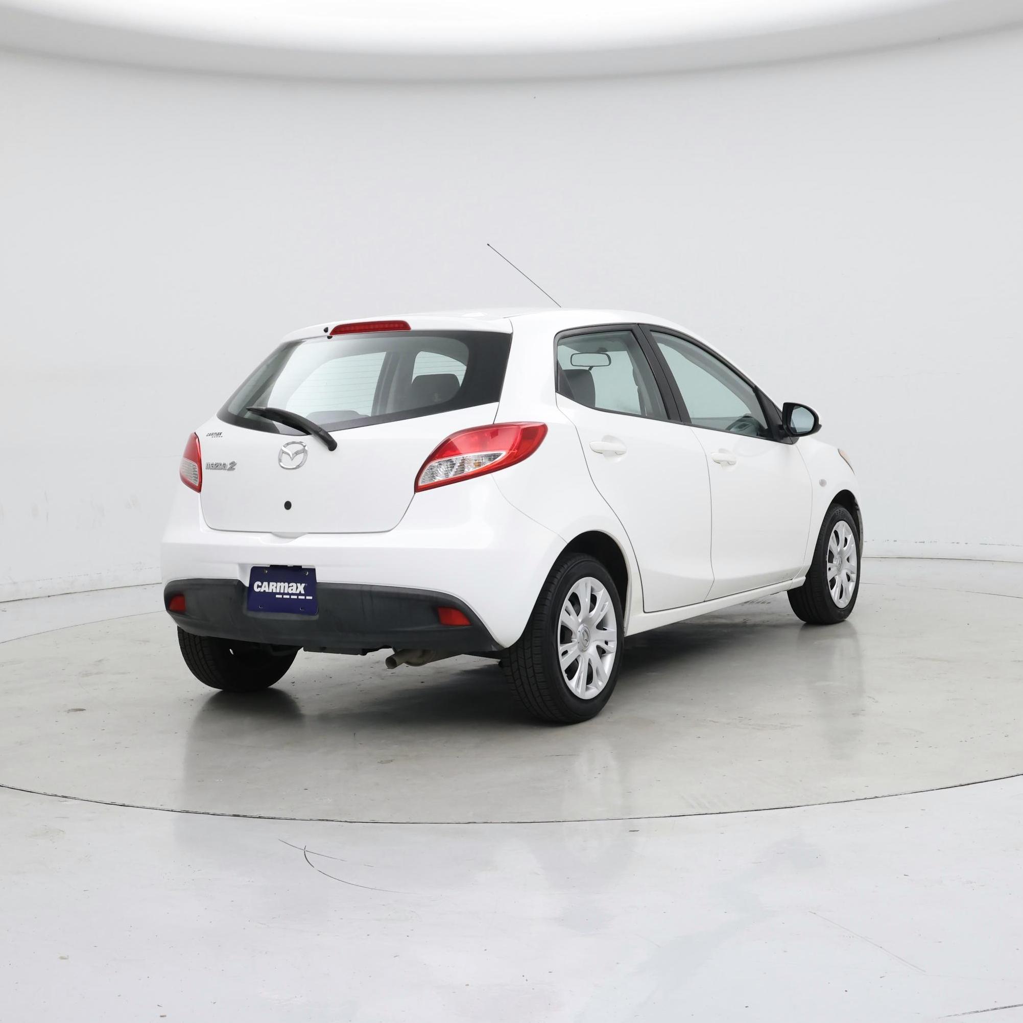 Thumbnail: 2014 Mazda Mazda2 - 8