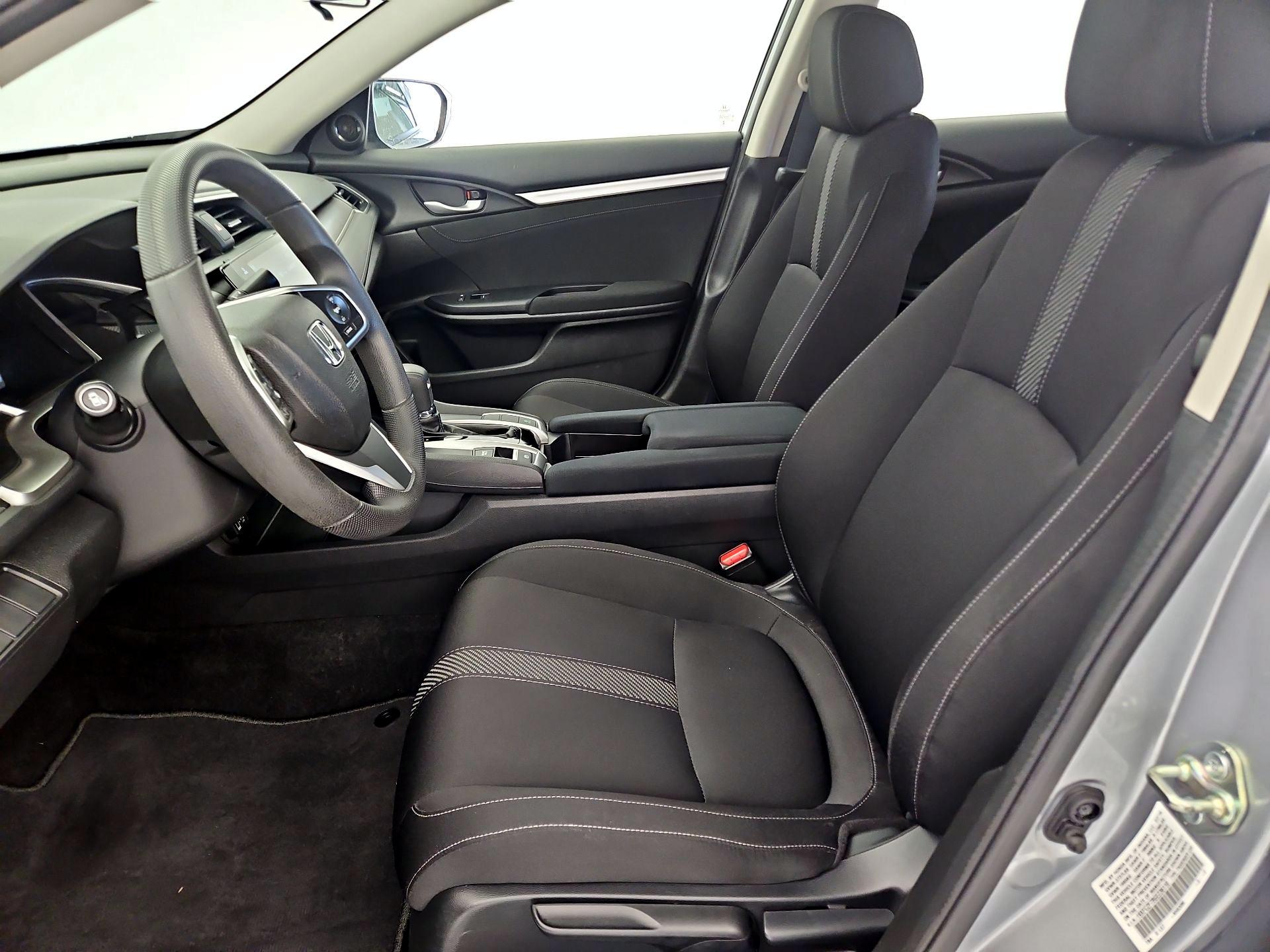 Thumbnail: 2016 Honda Civic - 11