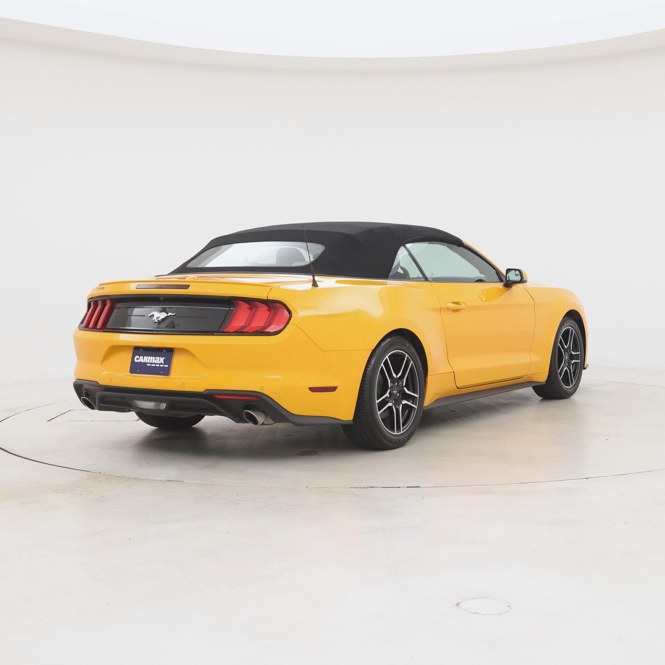Thumbnail: 2019 Ford Mustang - 8