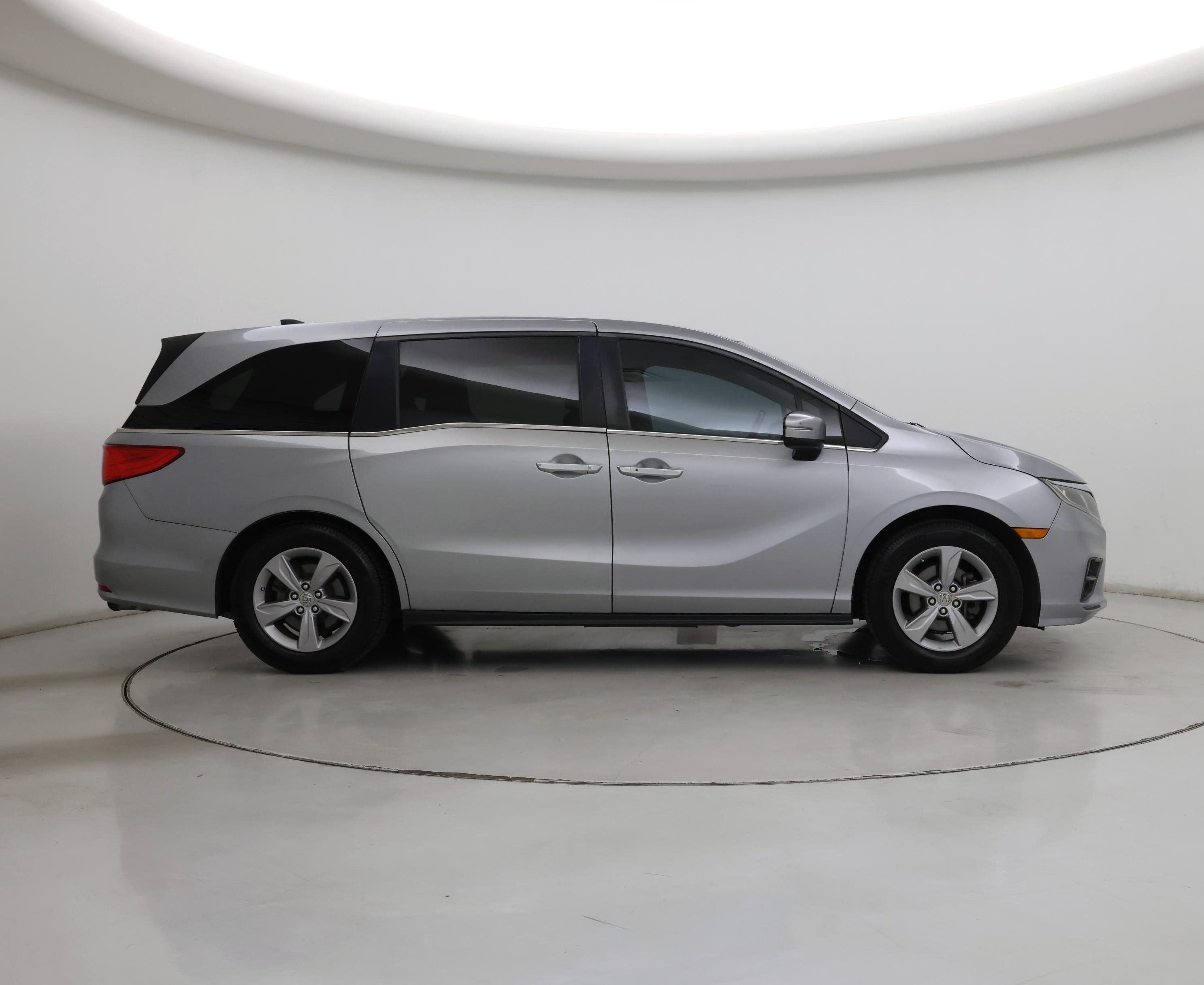 Thumbnail: 2018 Honda Odyssey - 7