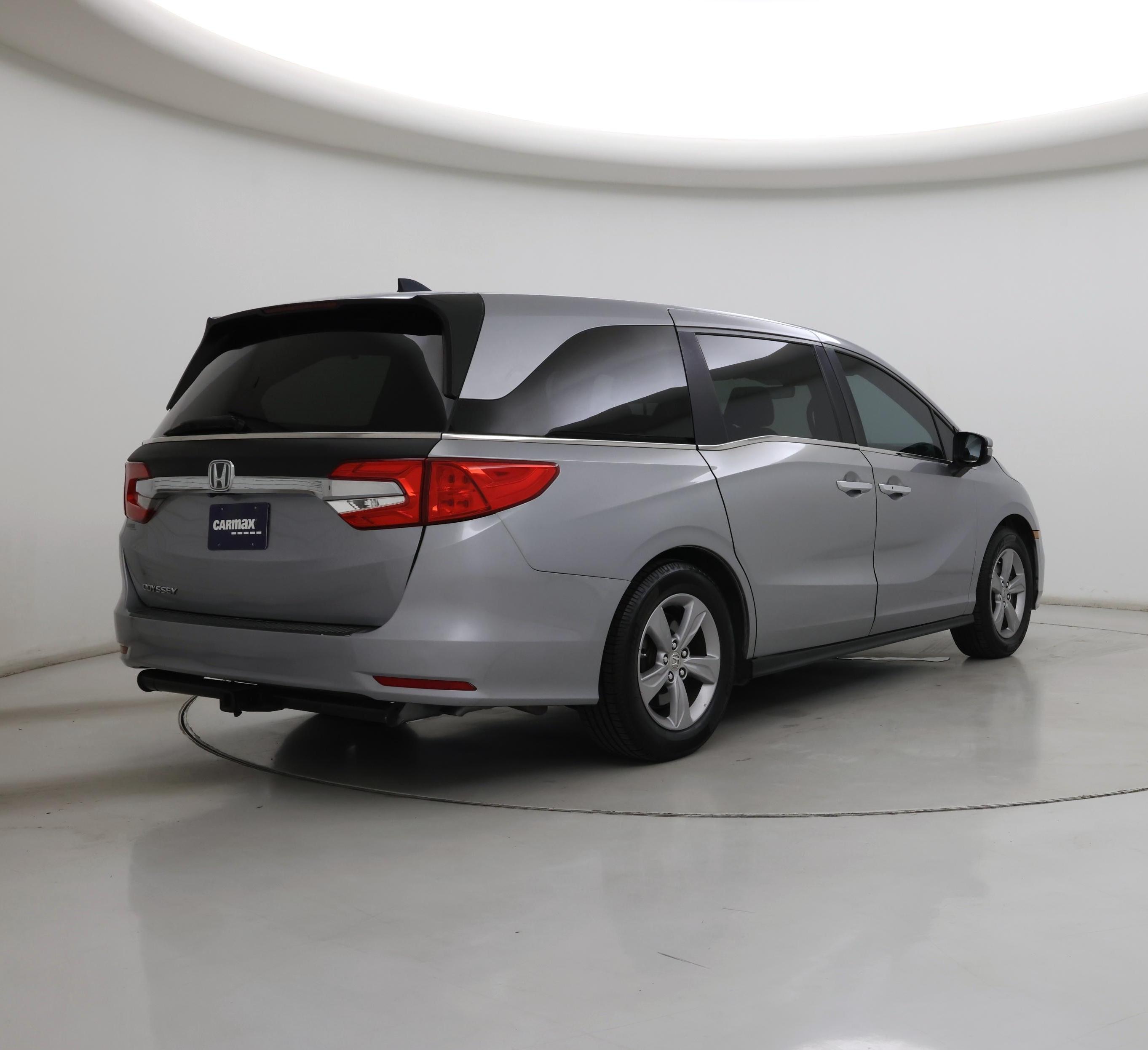 Thumbnail: 2018 Honda Odyssey - 8