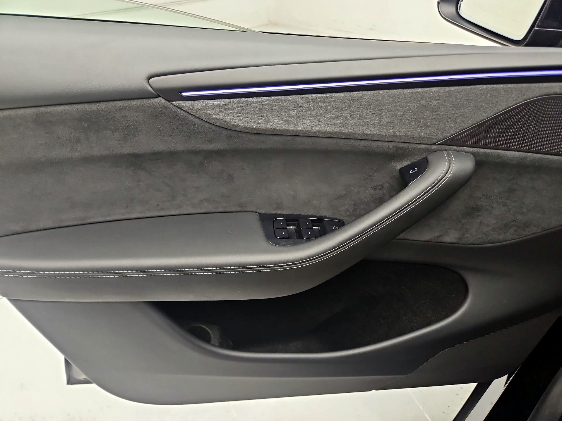 Thumbnail: 2026 Tesla Model Y - 12
