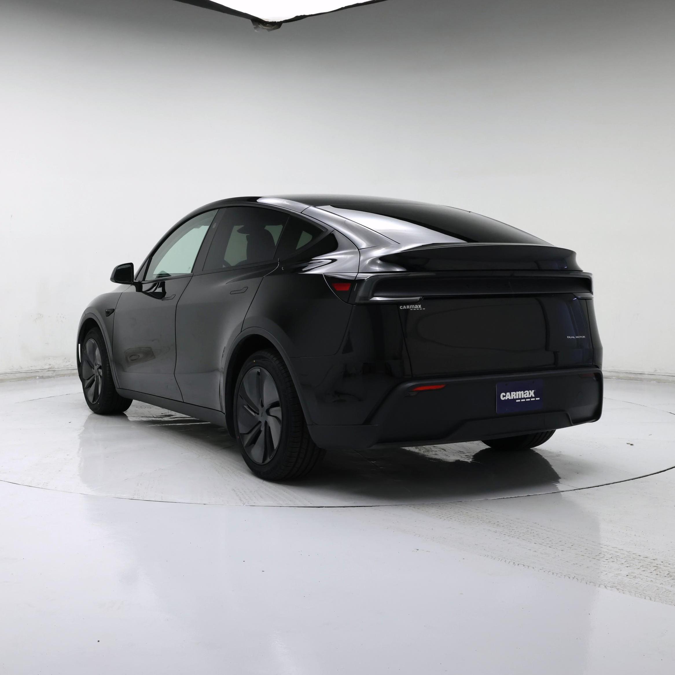 Thumbnail: 2026 Tesla Model Y - 2