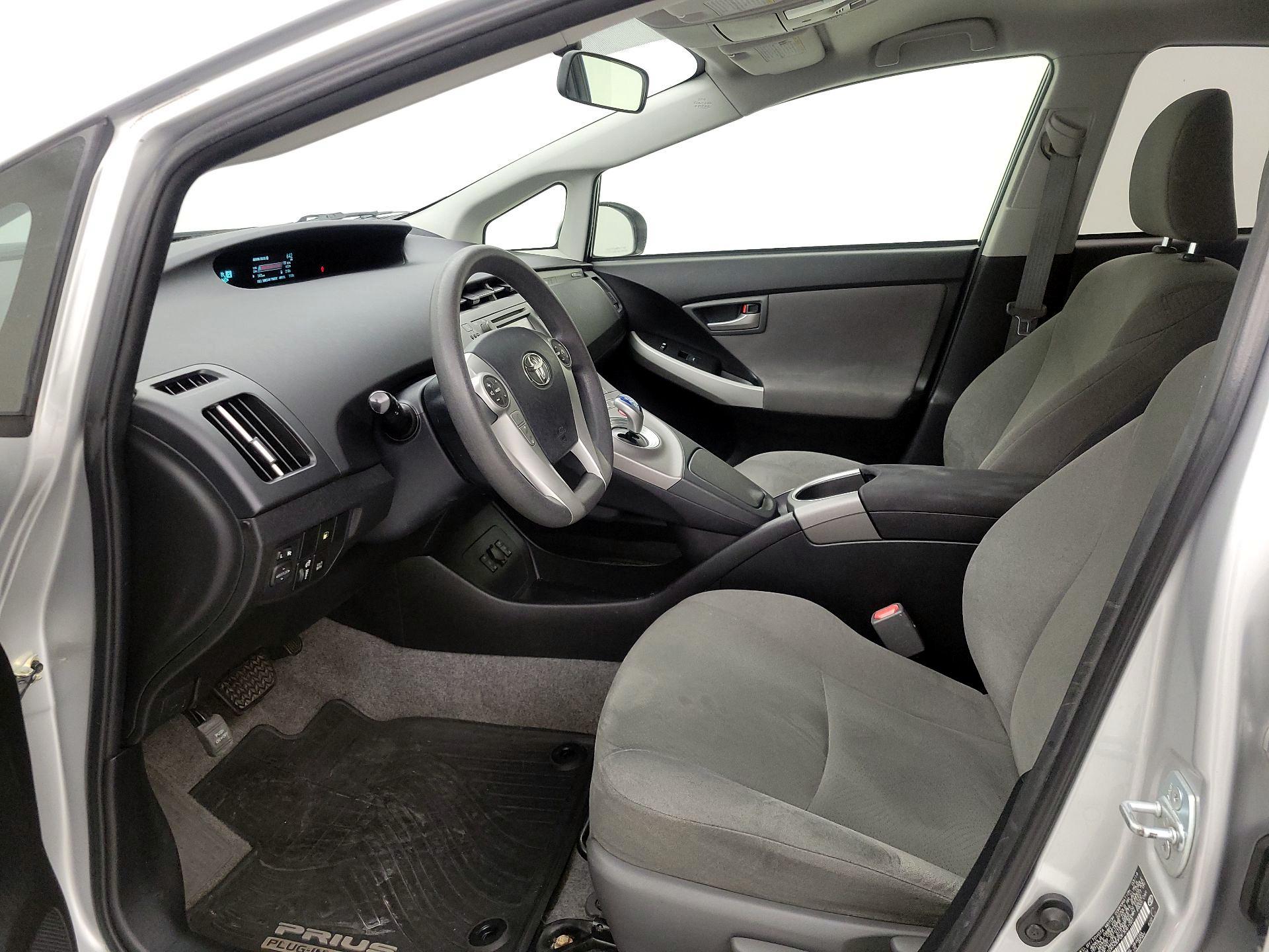 Thumbnail: 2014 Toyota Prius - 11