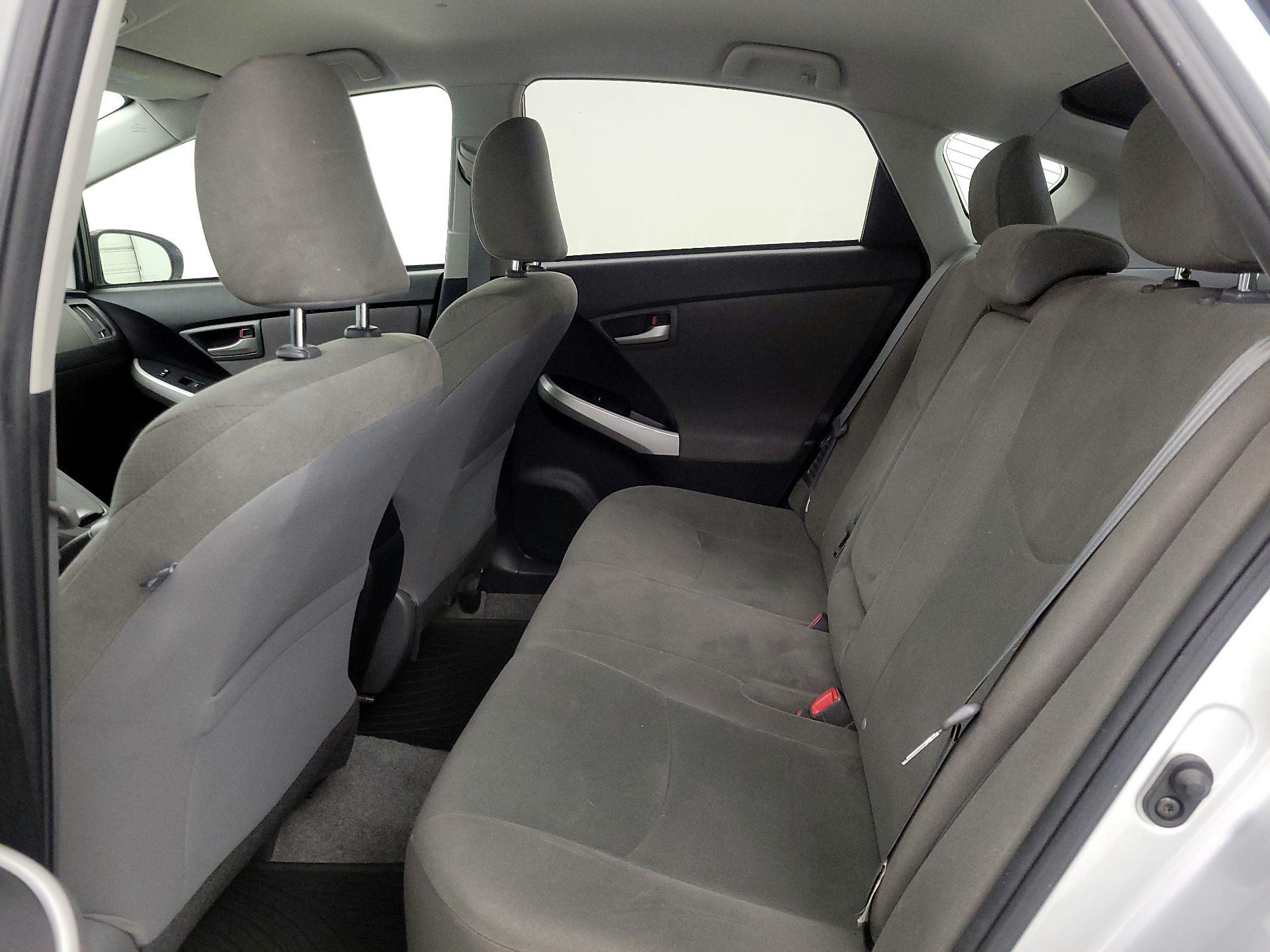 Thumbnail: 2014 Toyota Prius - 18