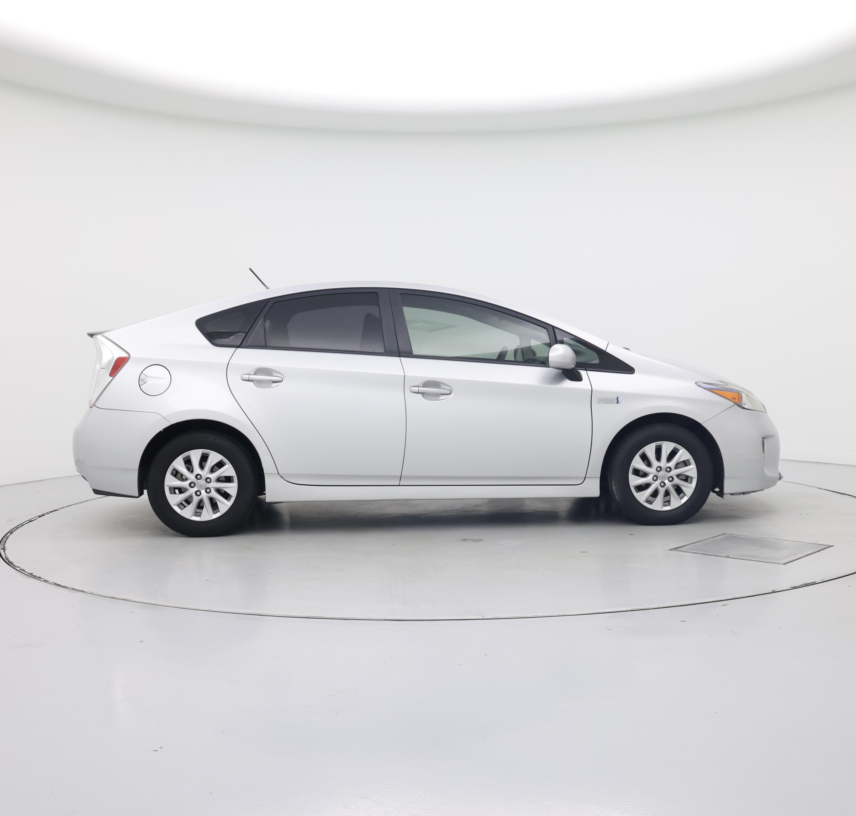 Thumbnail: 2014 Toyota Prius - 7