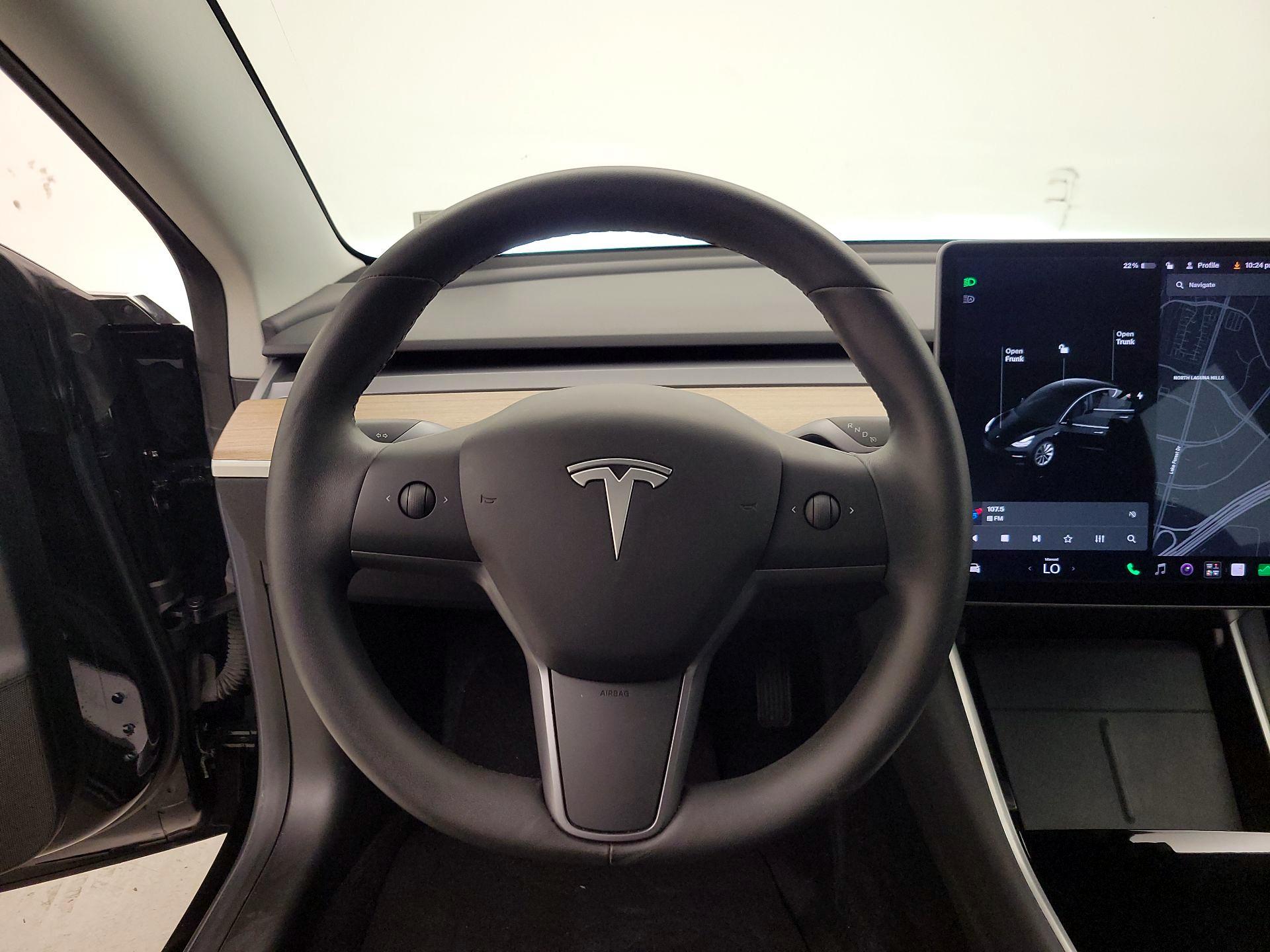 Thumbnail: 2020 Tesla Model 3 - 10