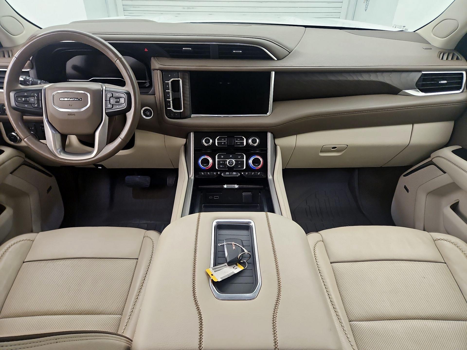 Thumbnail: 2023 GMC Yukon XL - 9