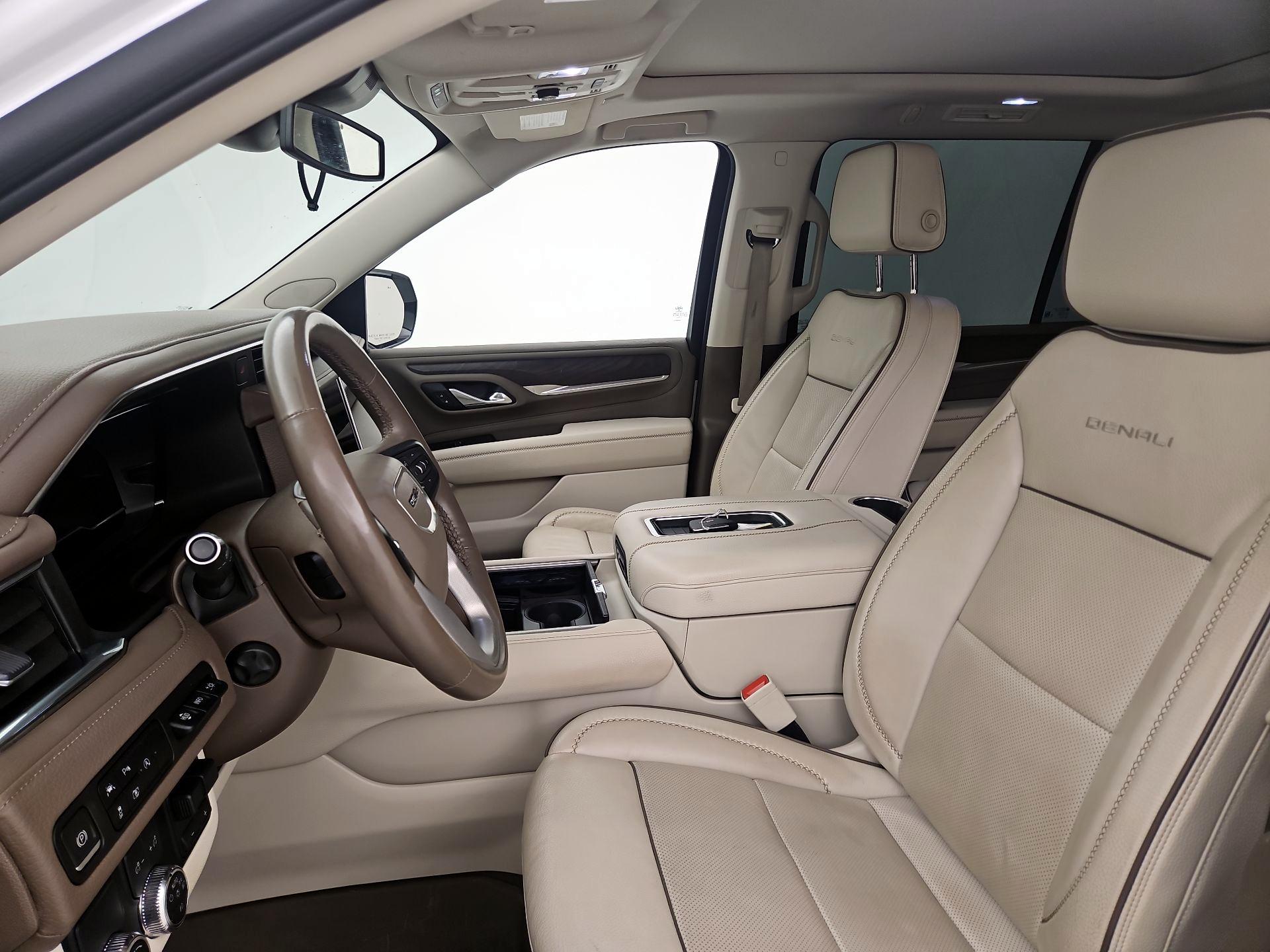 Thumbnail: 2023 GMC Yukon XL - 11