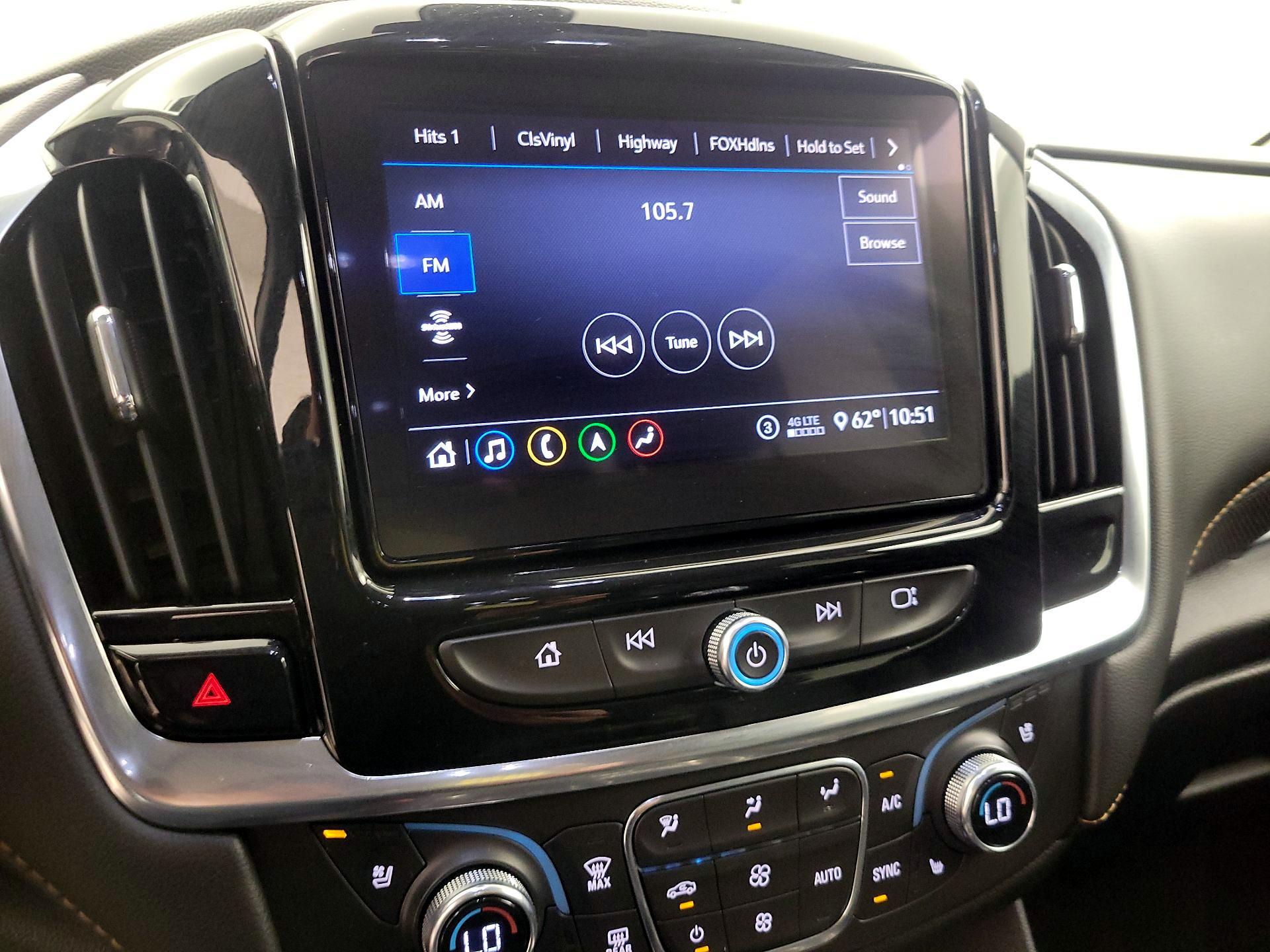 Thumbnail: 2021 Chevrolet Traverse - 16