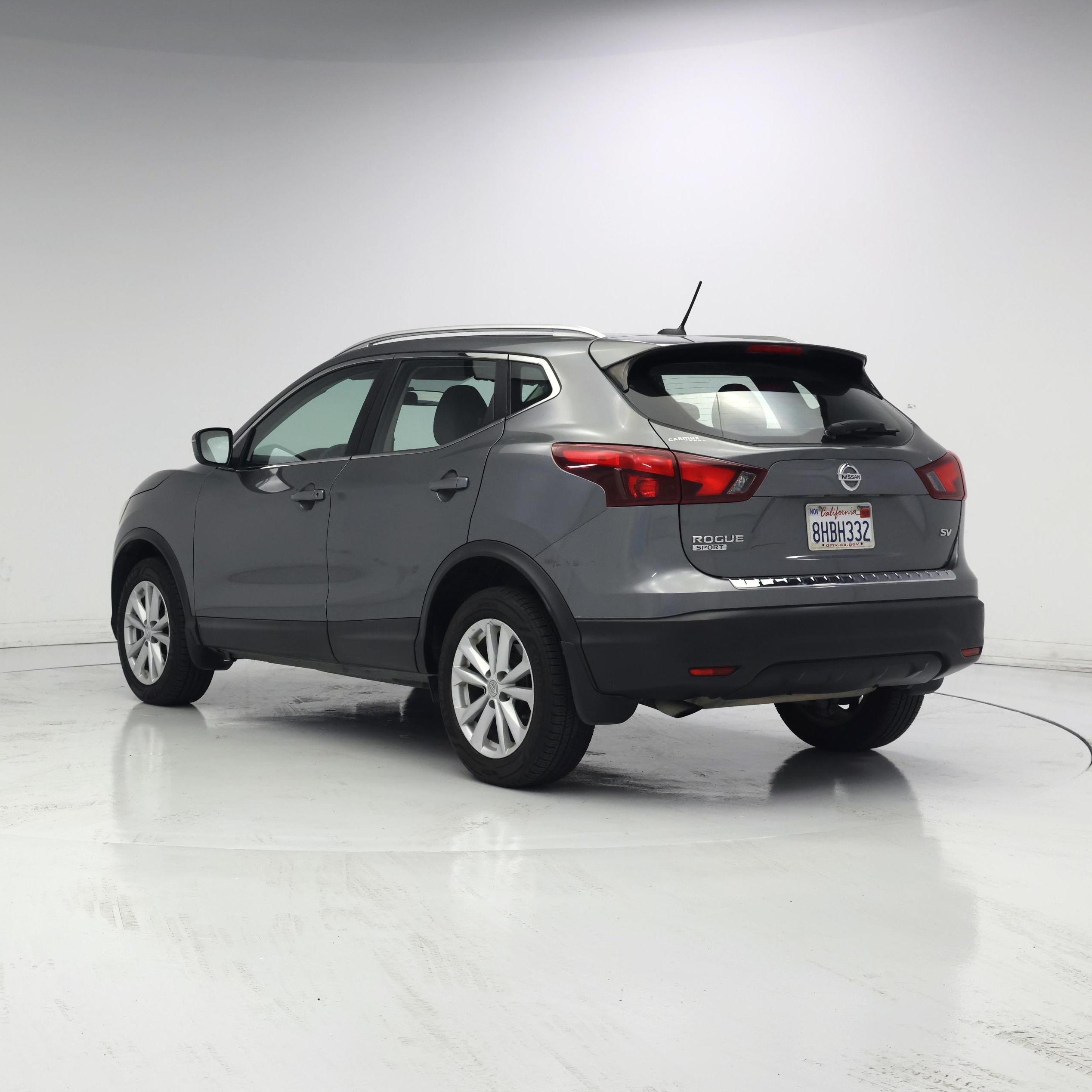 Thumbnail: 2018 Nissan Rogue Sport - 2