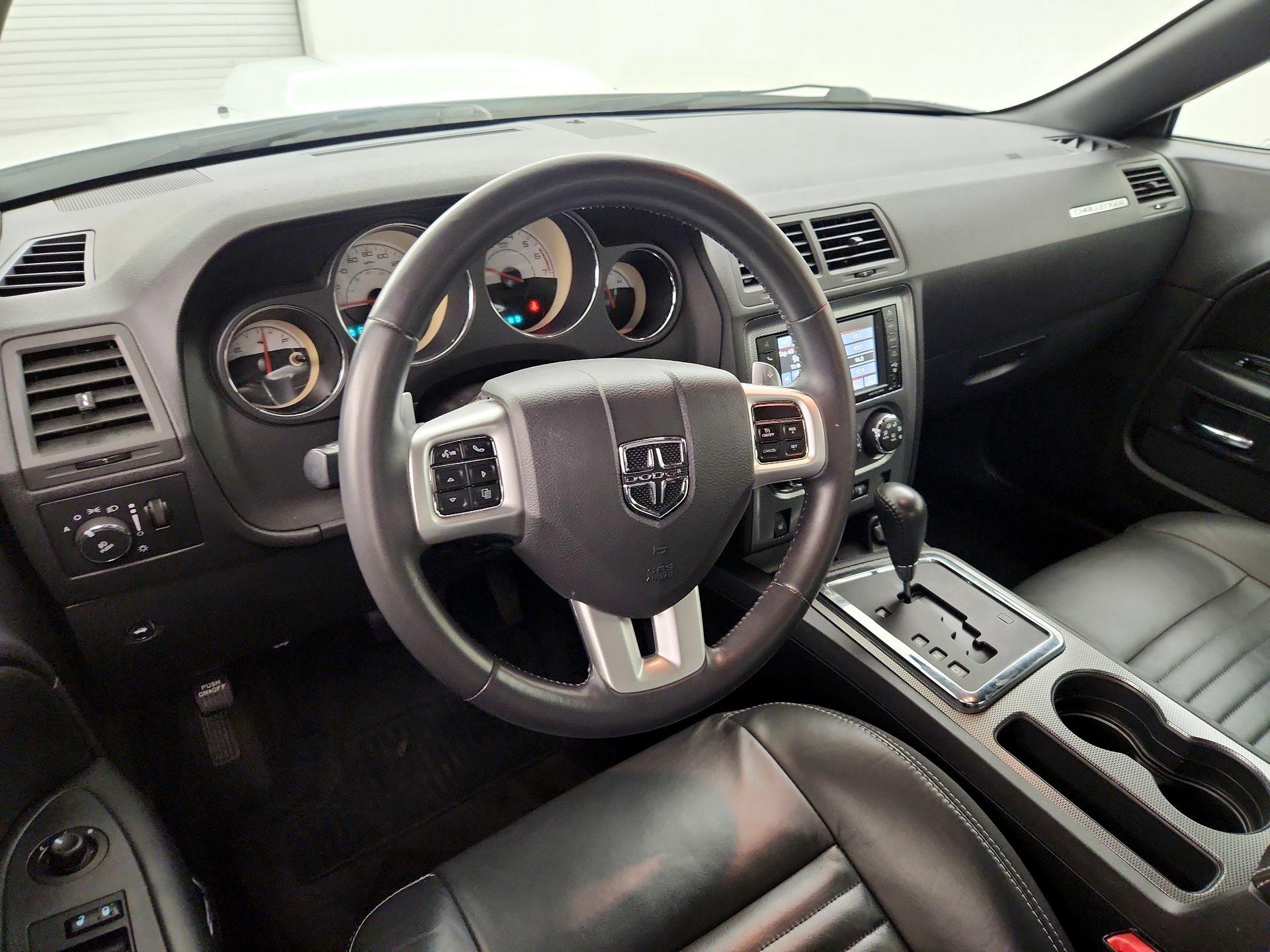 Thumbnail: 2014 Dodge Challenger - 9