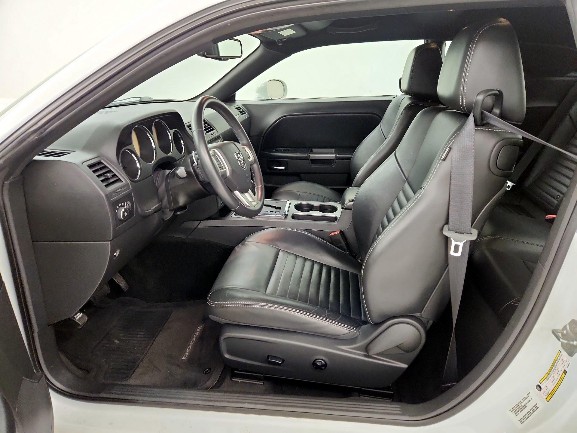 Thumbnail: 2014 Dodge Challenger - 11