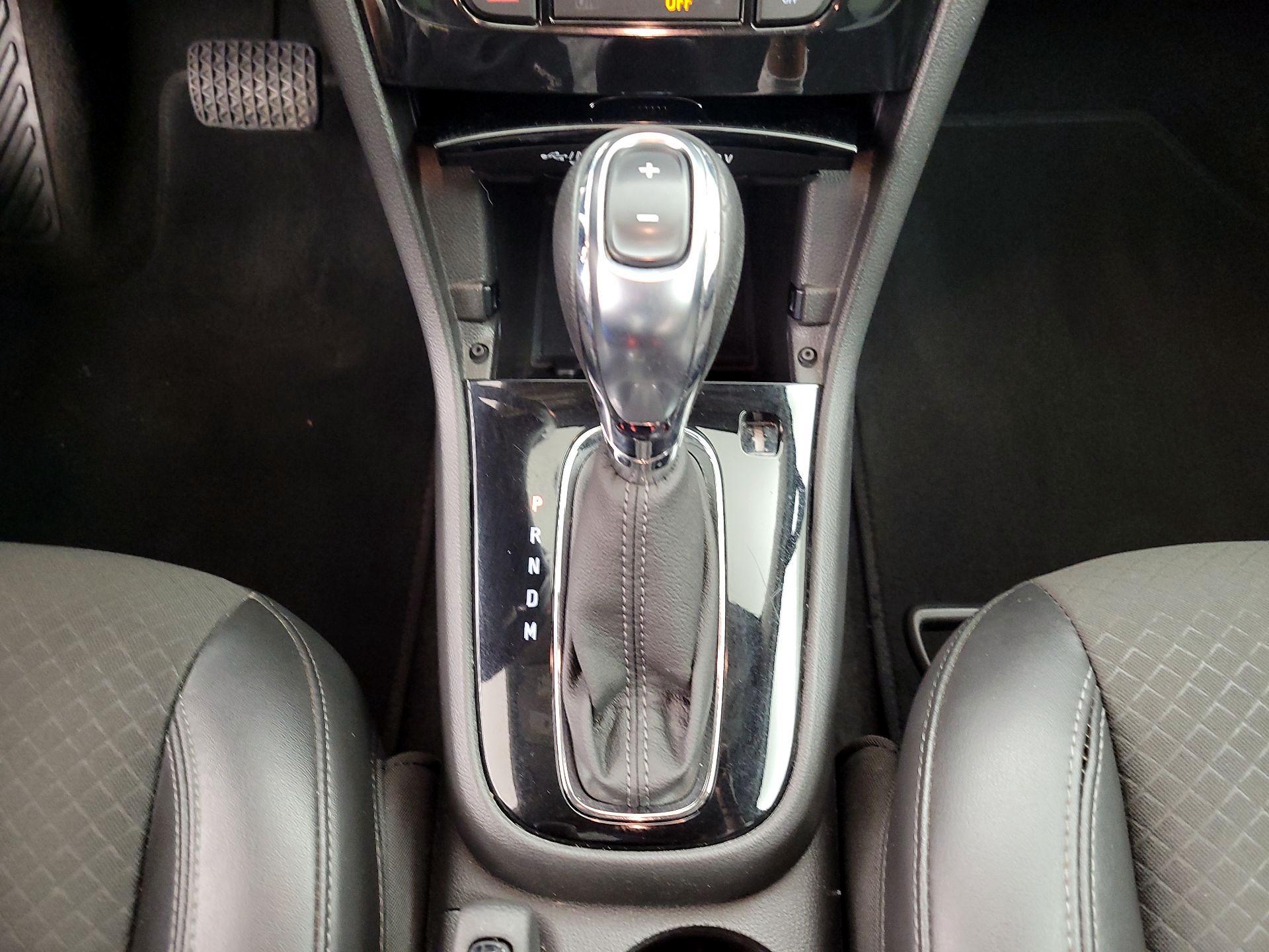 Thumbnail: 2018 Buick Encore - 17