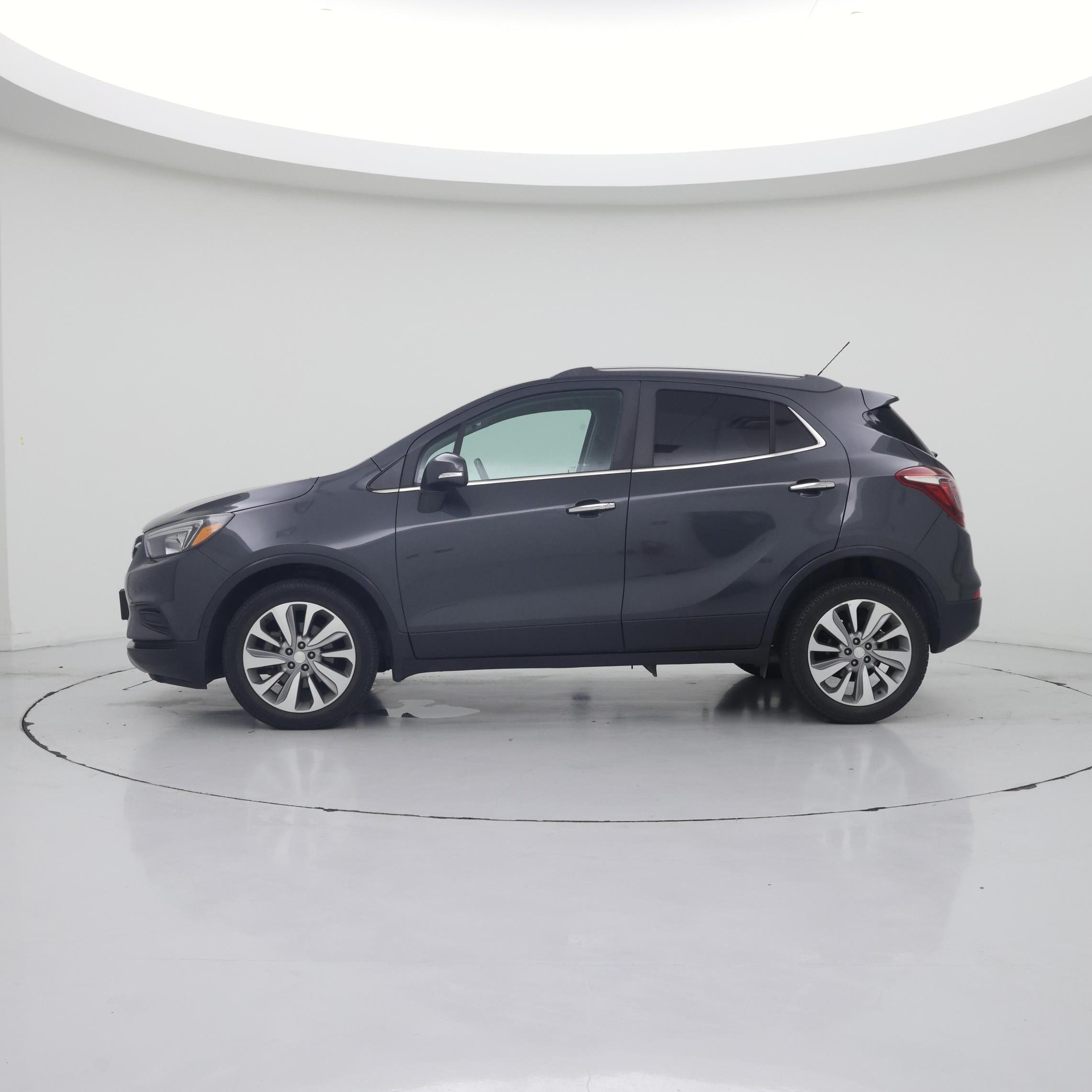 Thumbnail: 2018 Buick Encore - 3