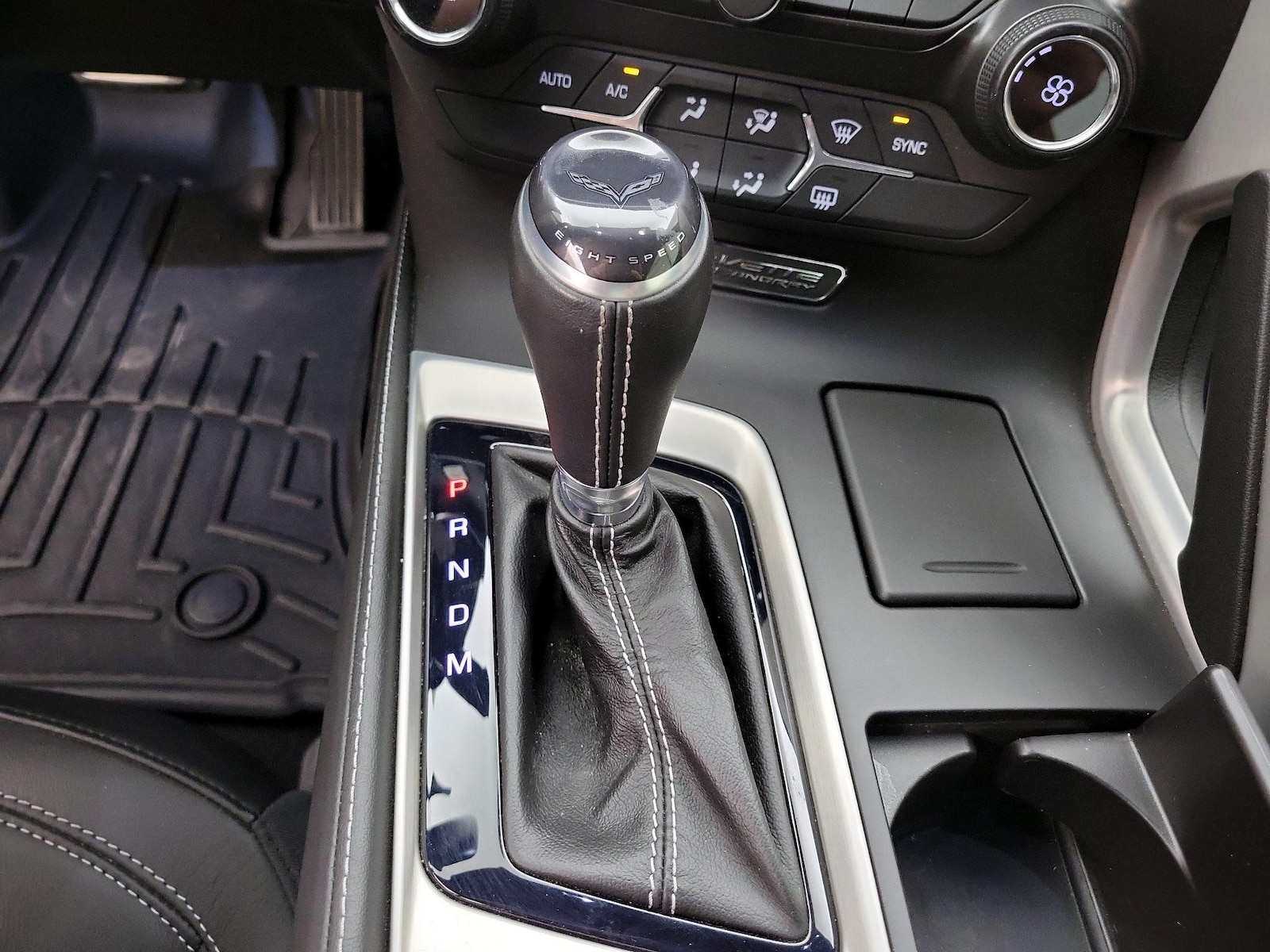 2019 Chevrolet Corvette 1LT - Photo 18