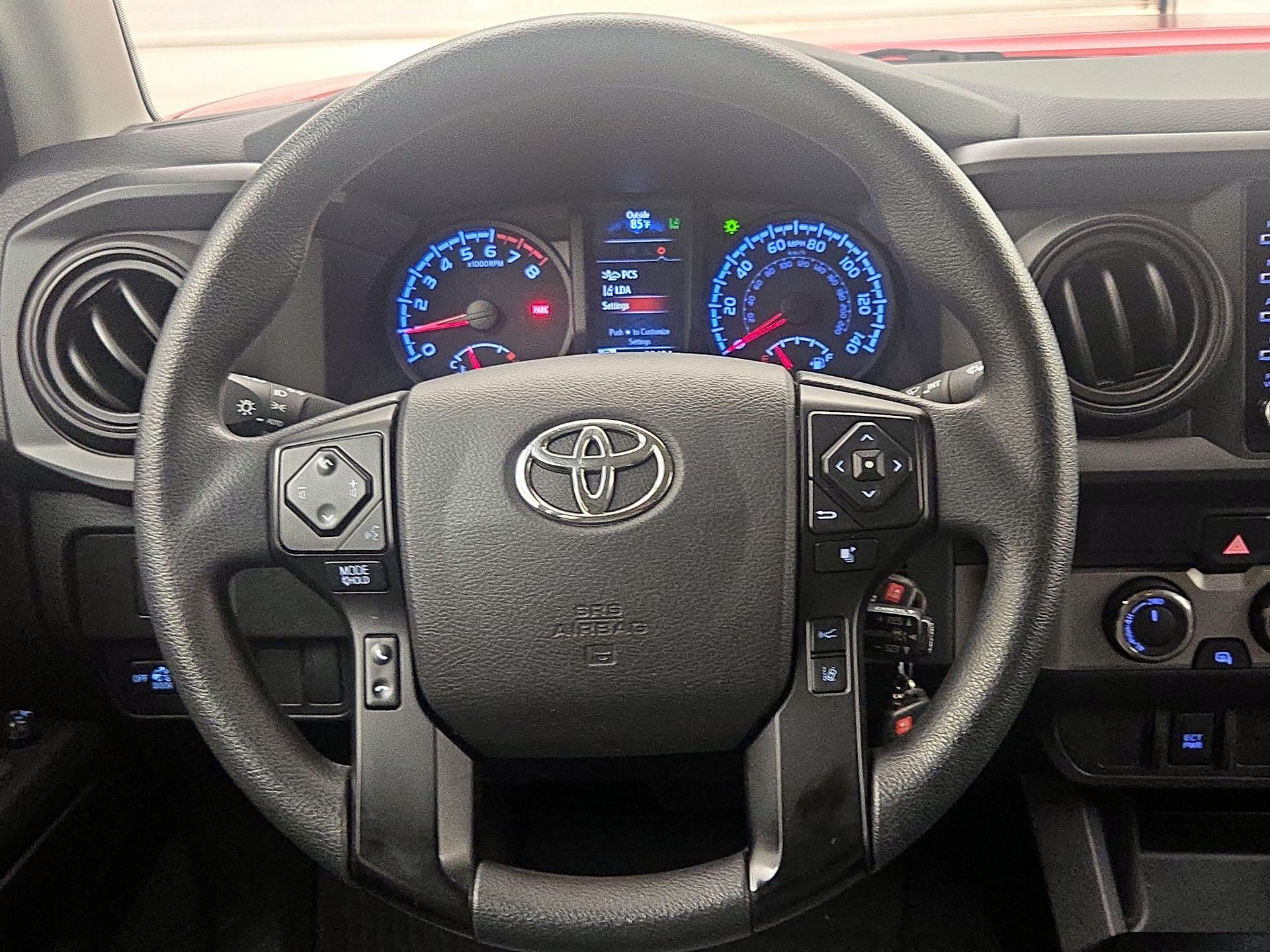 Thumbnail: 2021 Toyota Tacoma - 10
