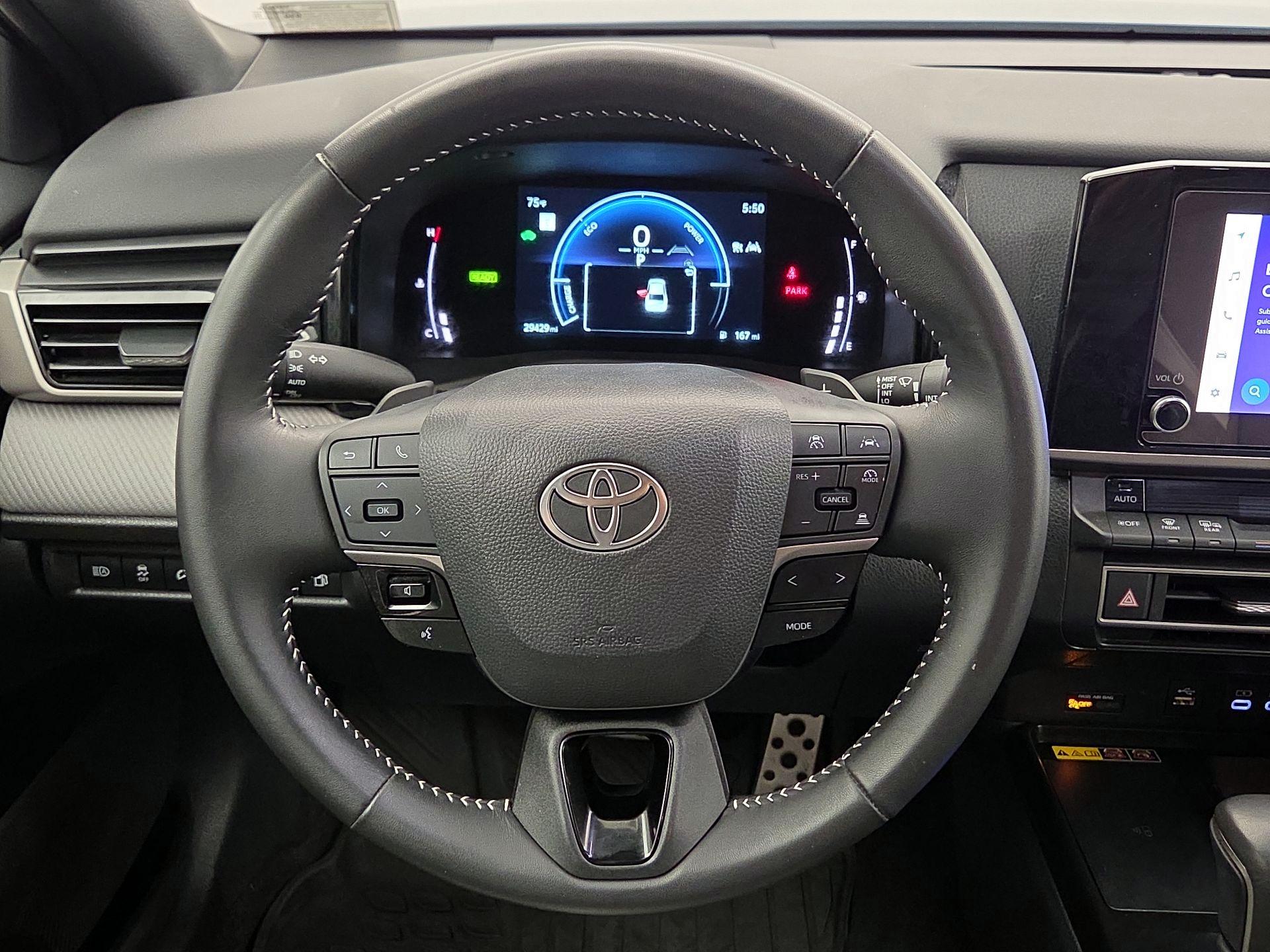 Thumbnail: 2025 Toyota Camry - 10