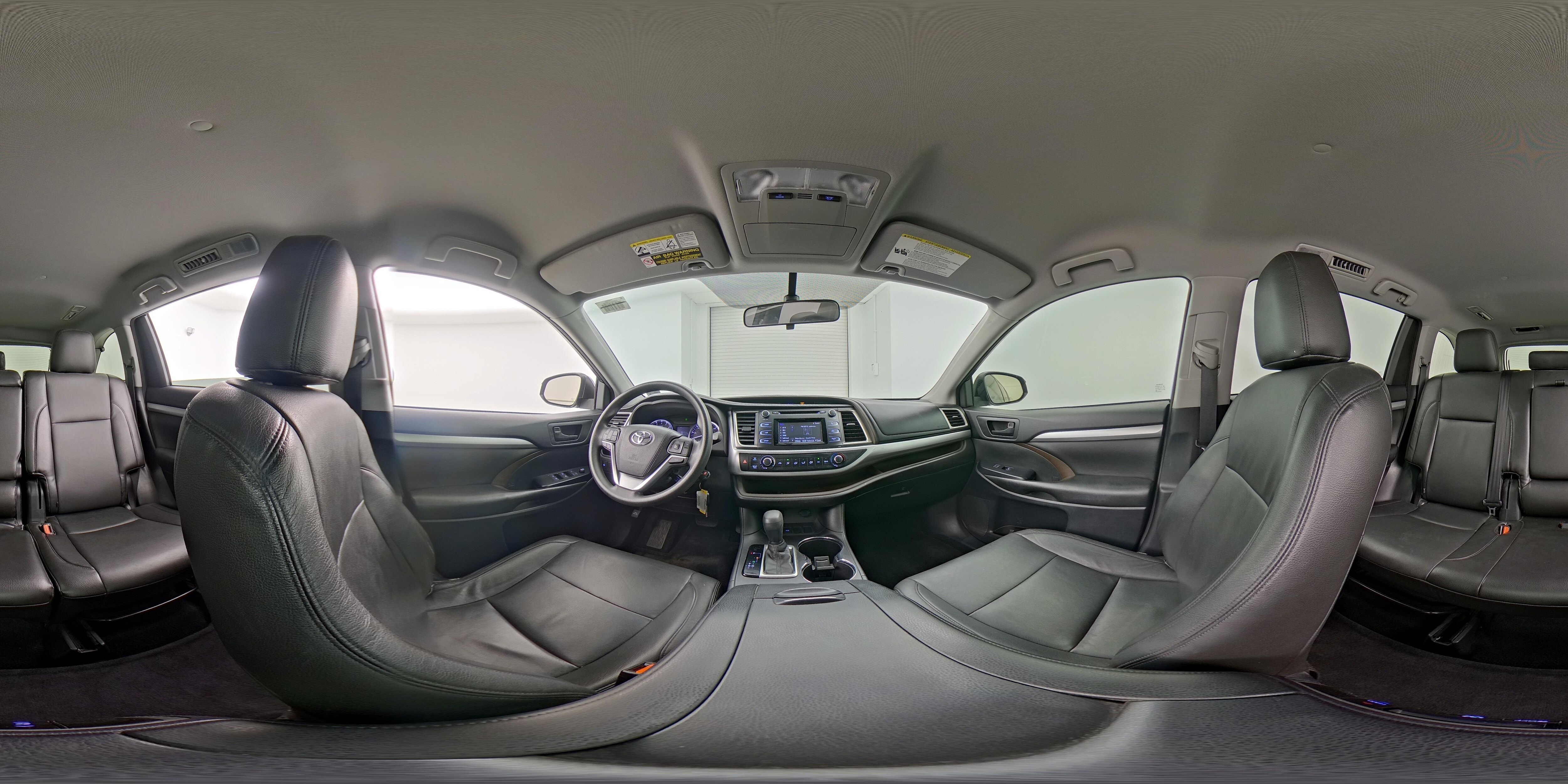 2015 Toyota Highlander LE - Photo 25