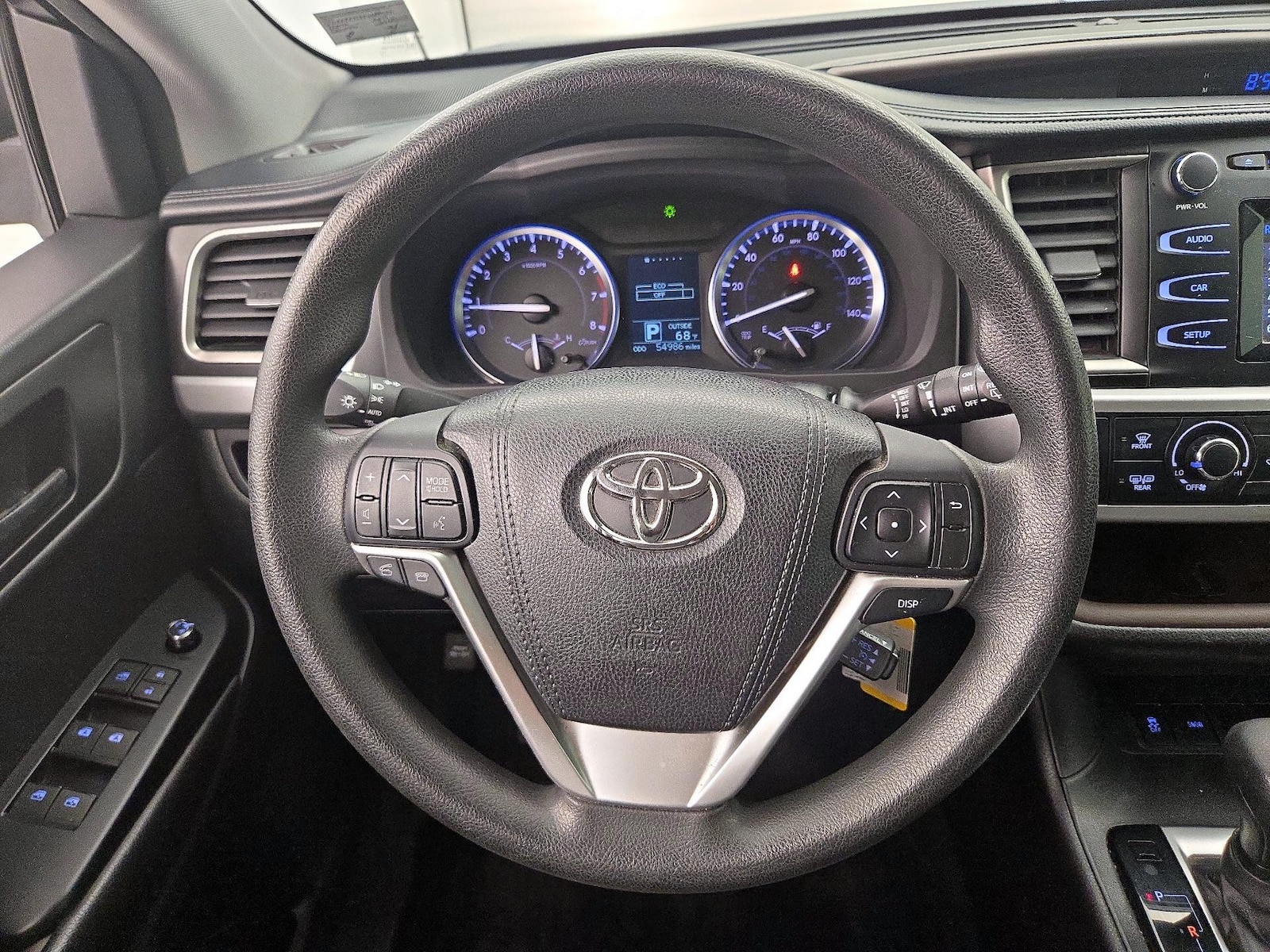 2015 Toyota Highlander LE - Photo 11