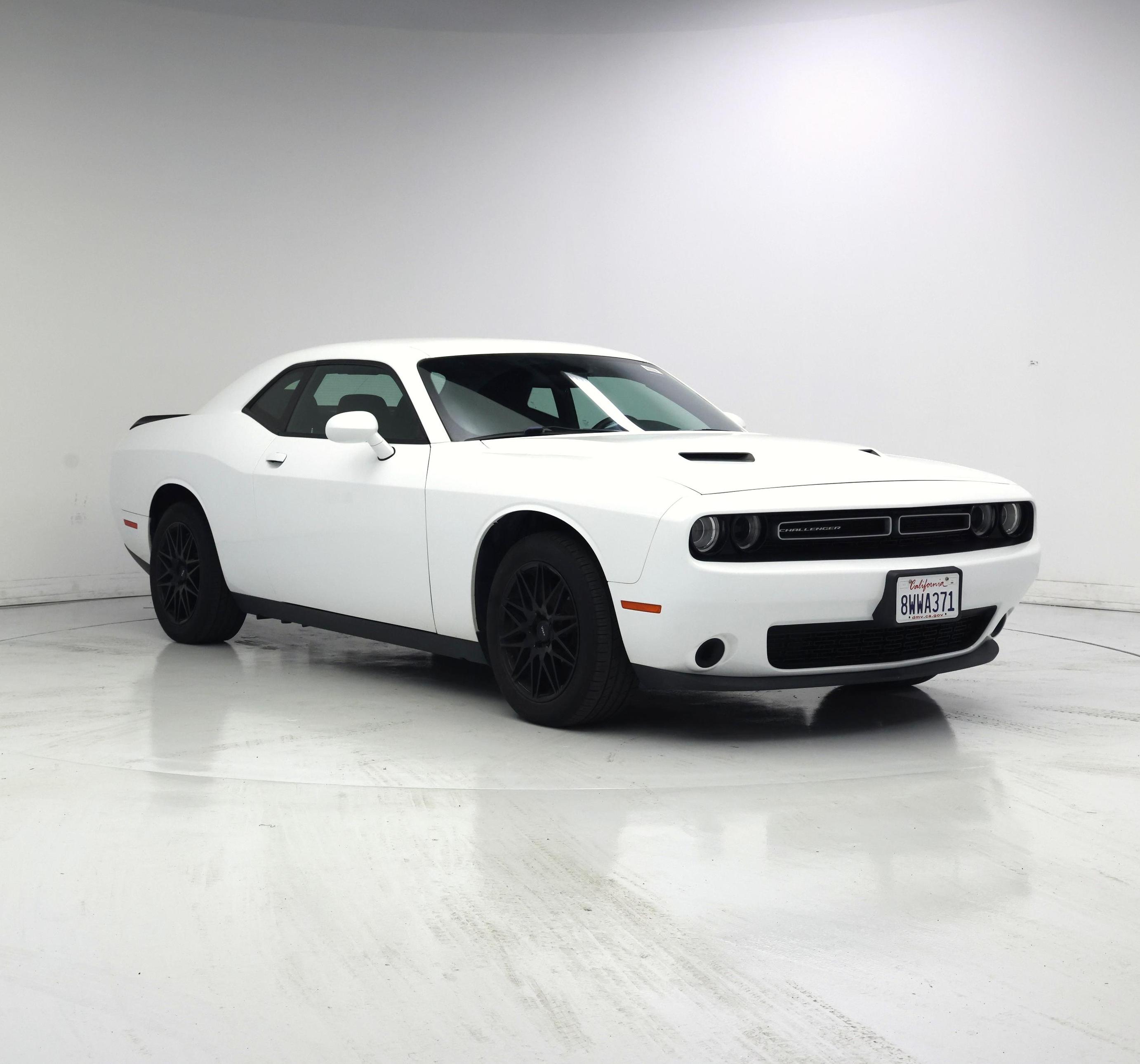 White 2021 Dodge Challenger Coupe Rear-Wheel Drive Automatic