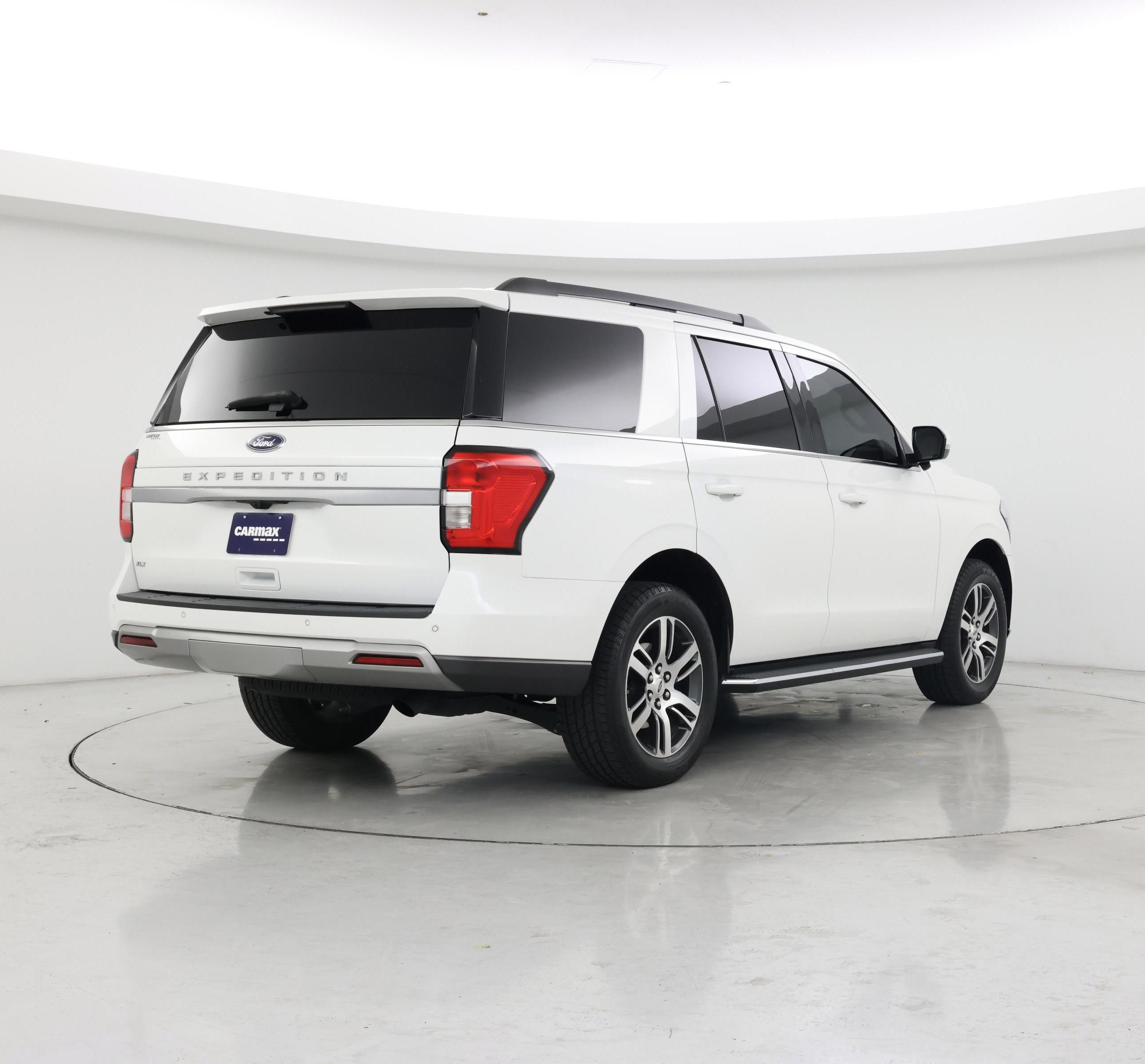 Thumbnail: 2022 Ford Expedition - 8