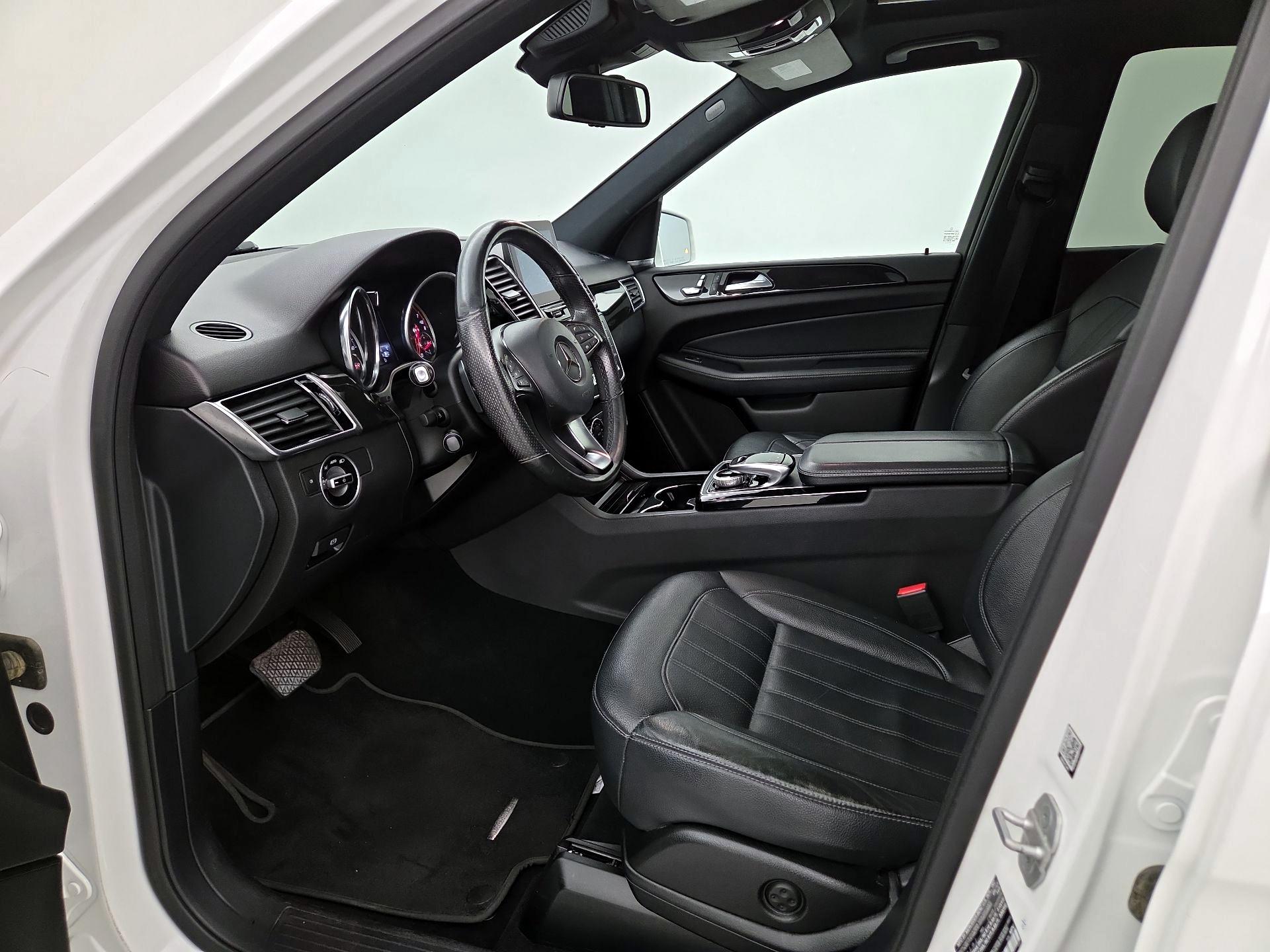 Thumbnail: 2018 Mercedes-Benz GLE - 11