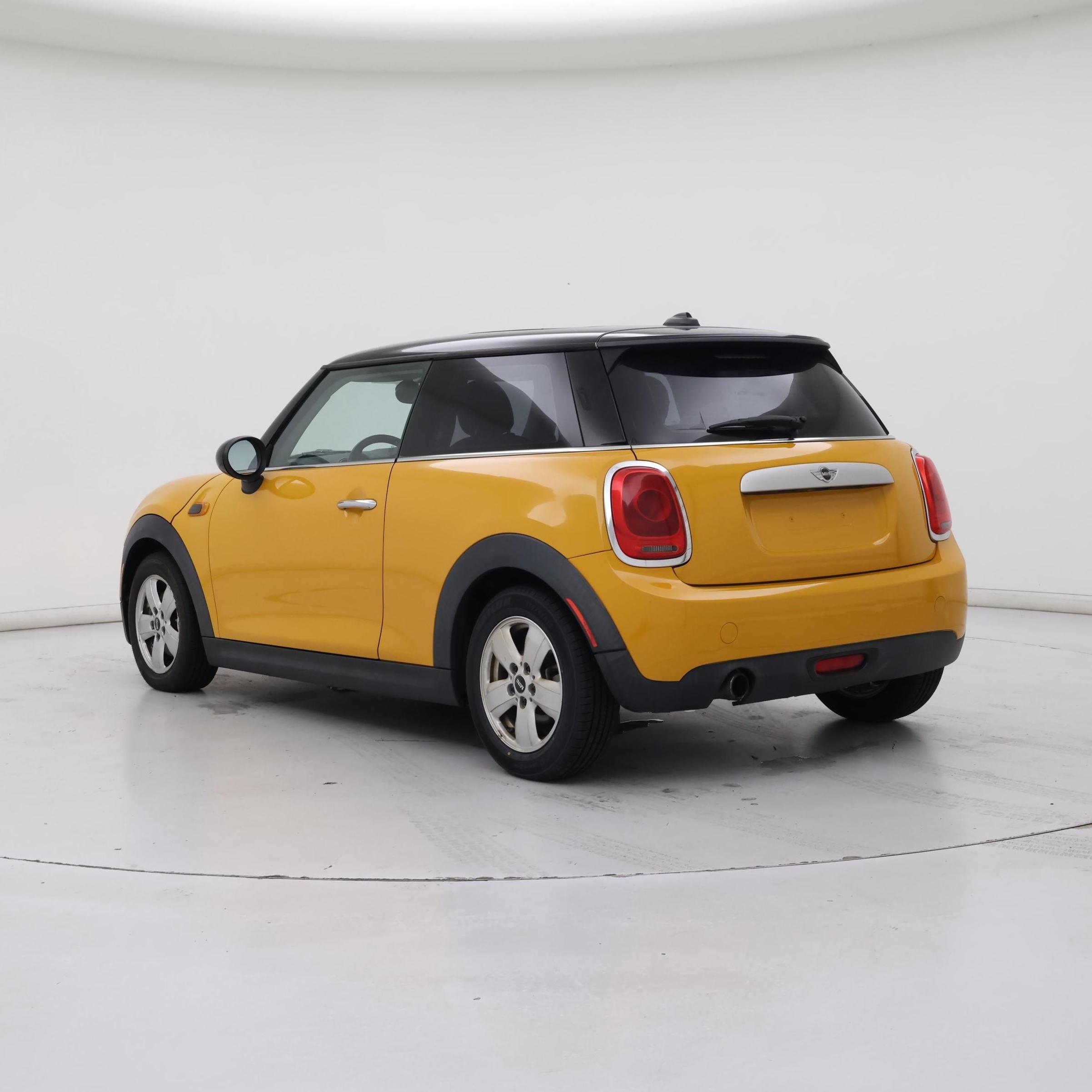 Thumbnail: 2015 MINI Cooper Hardtop - 2